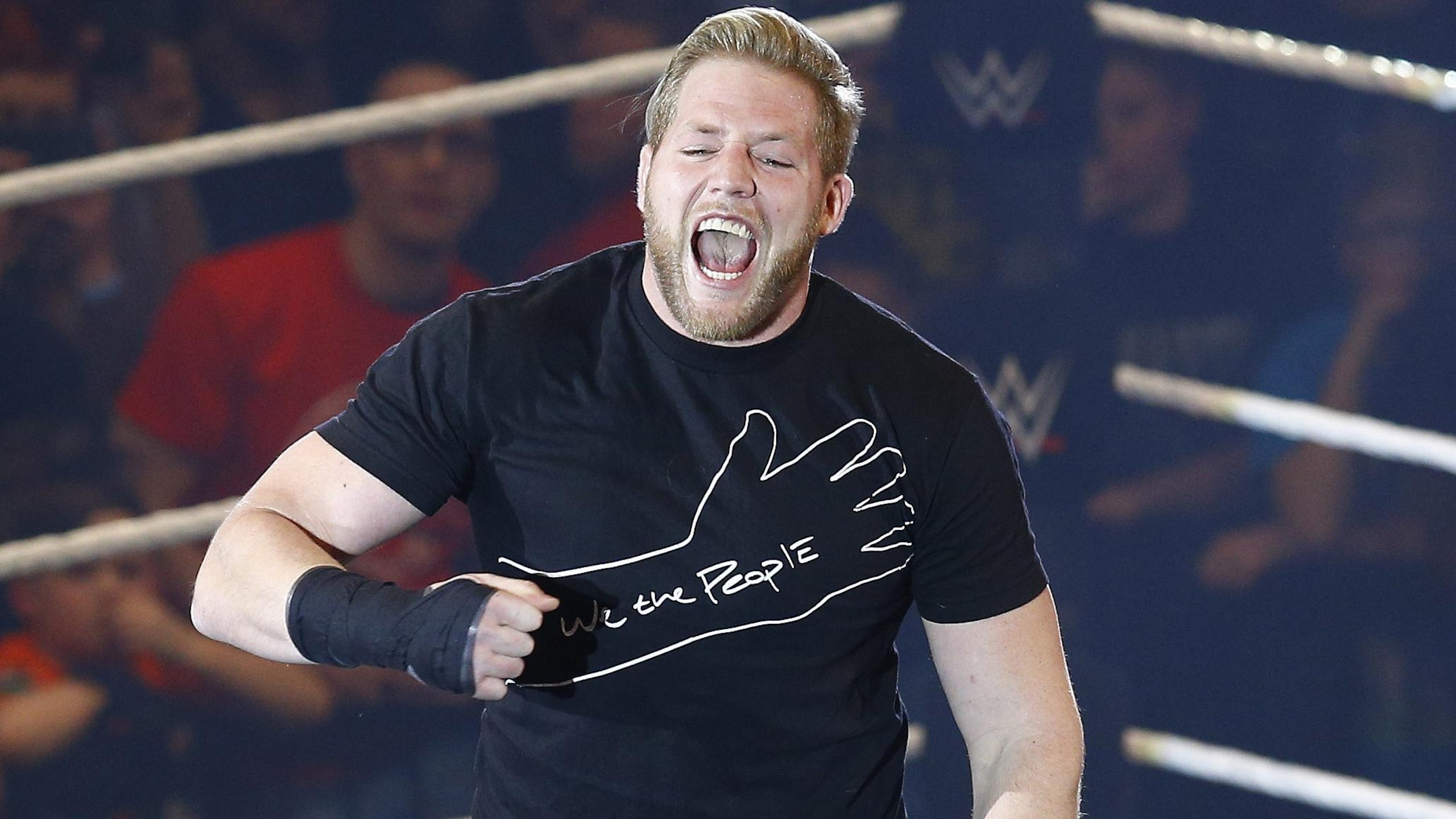 WWE Germany Live  Bremen - Road To Wrestlemania