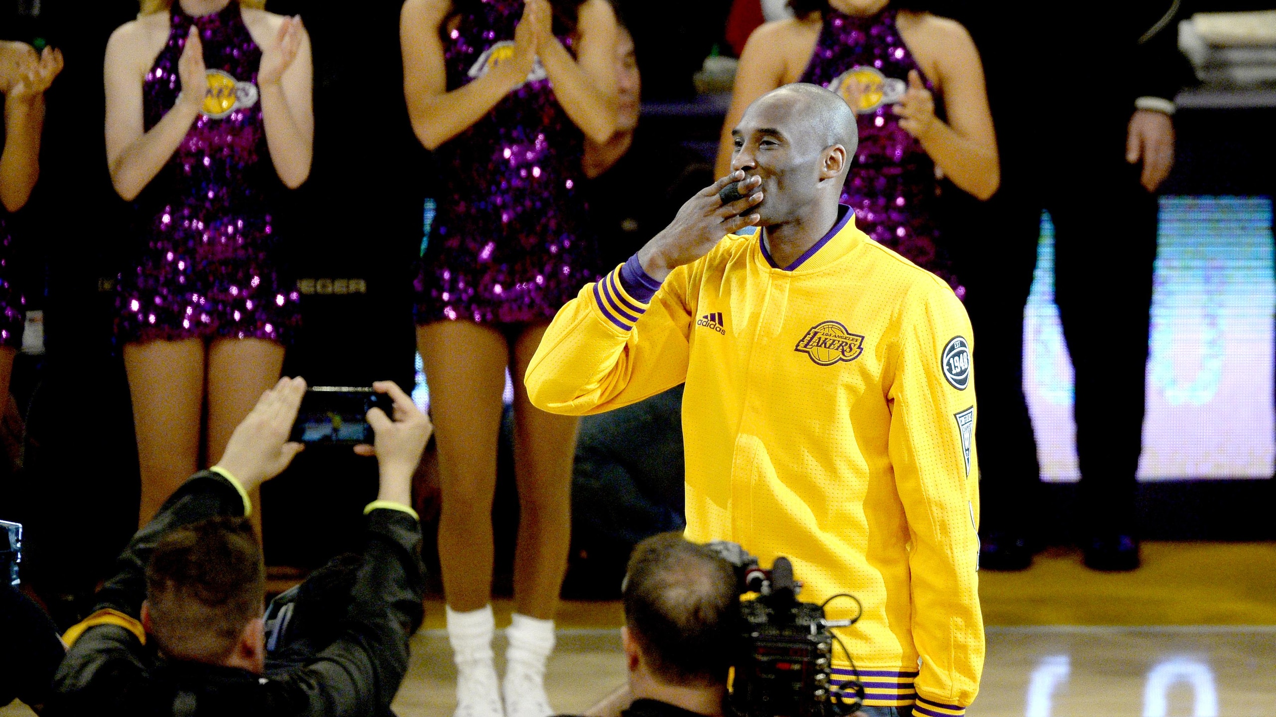 Utah Jazz v Los Angeles Lakers