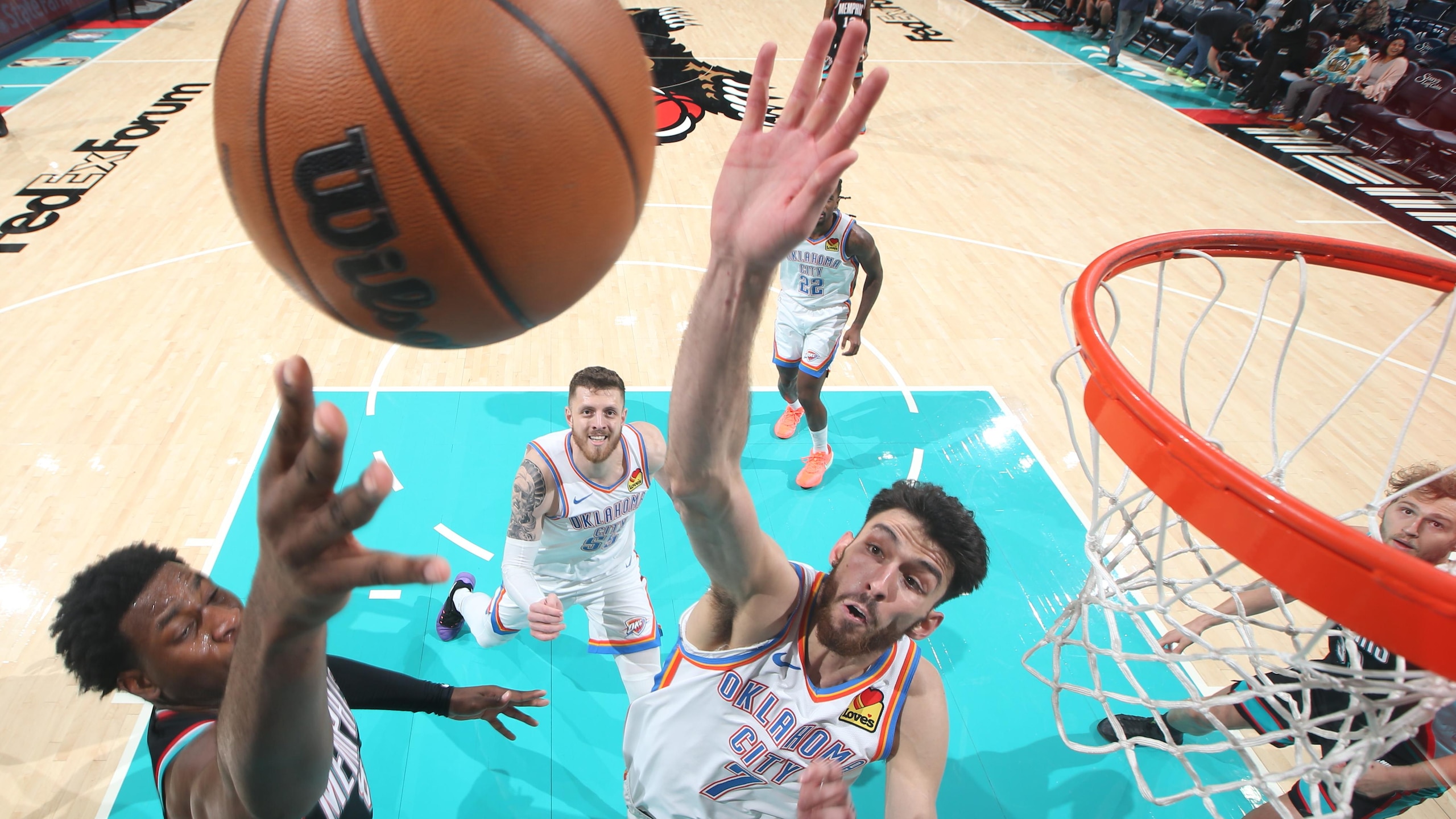 Oklahoma City Thunder v Memphis Grizzlies