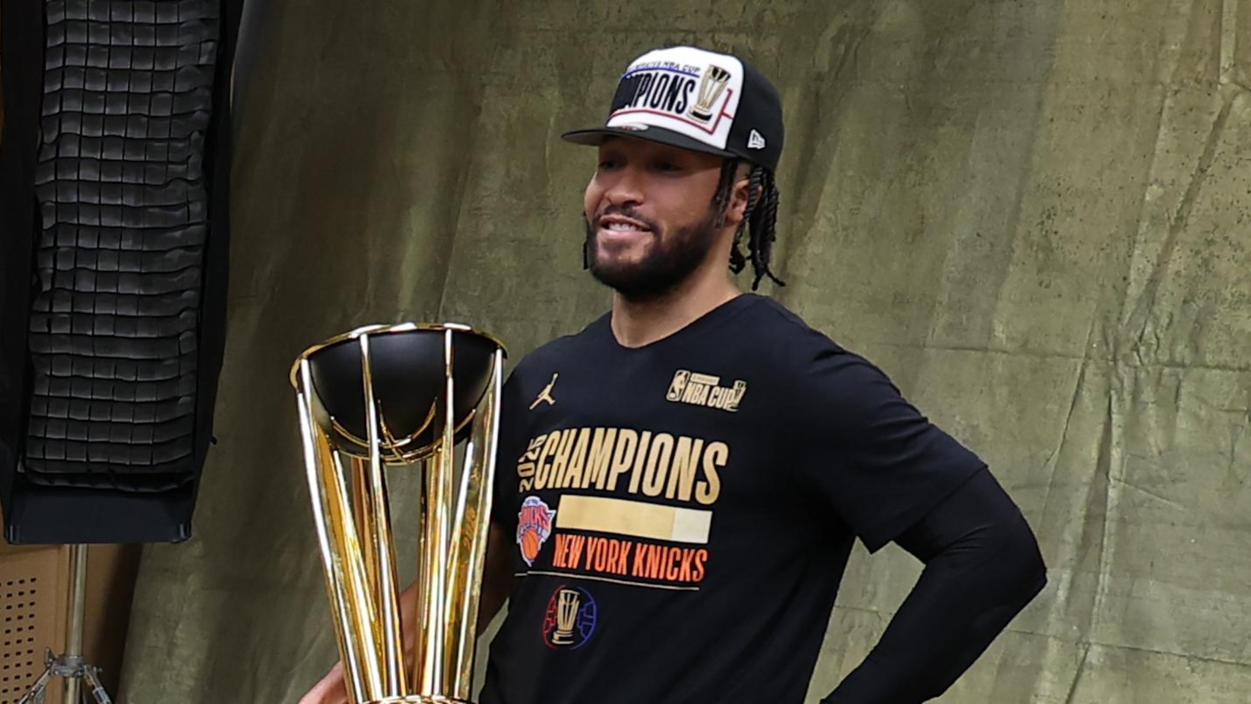 San Antonio Spurs v New York Knicks: Emirates NBA Cup - Final