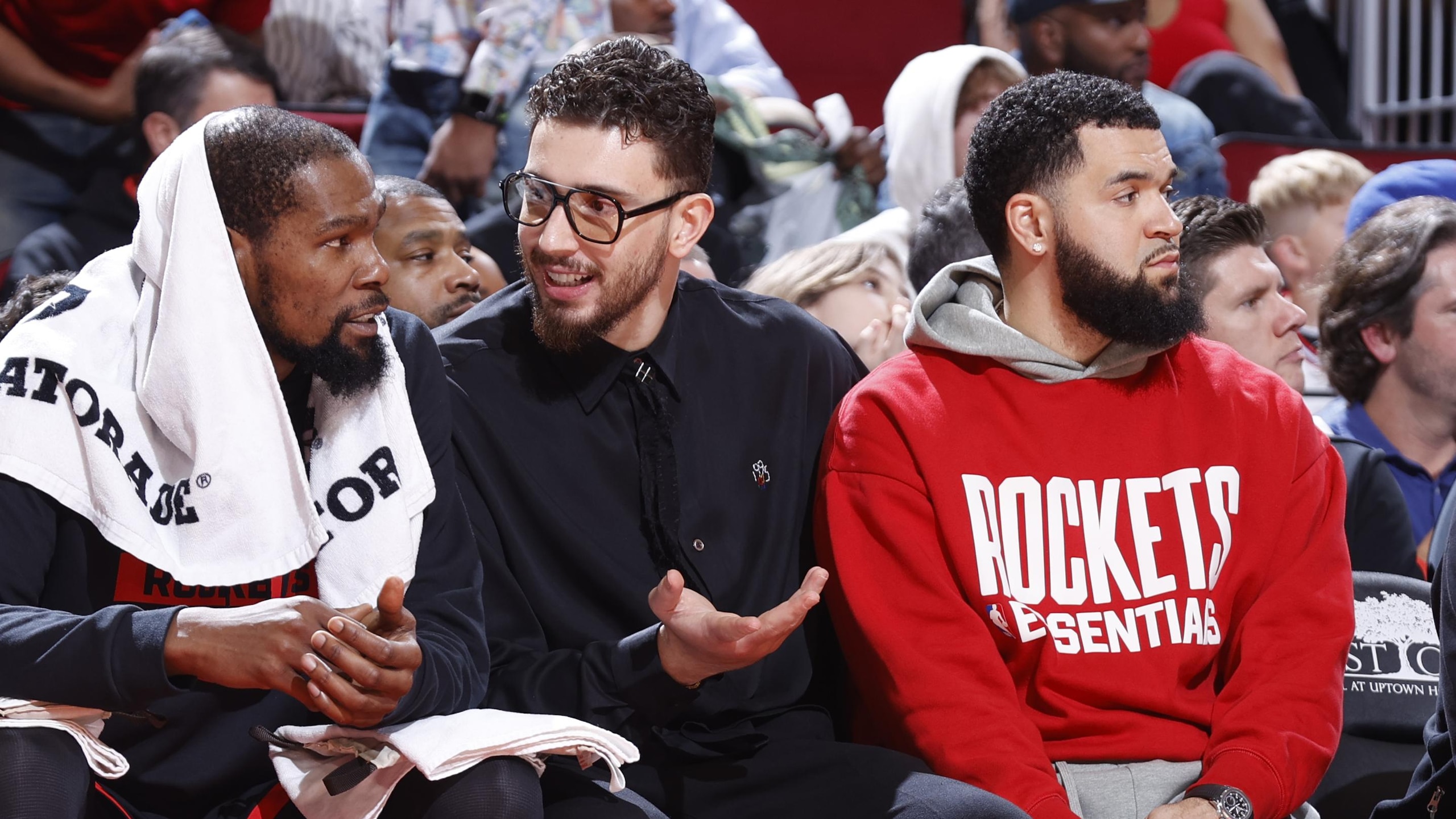 Cleveland Cavaliers v Houston Rockets Cleveland Cavaliers v Houston Rockets
