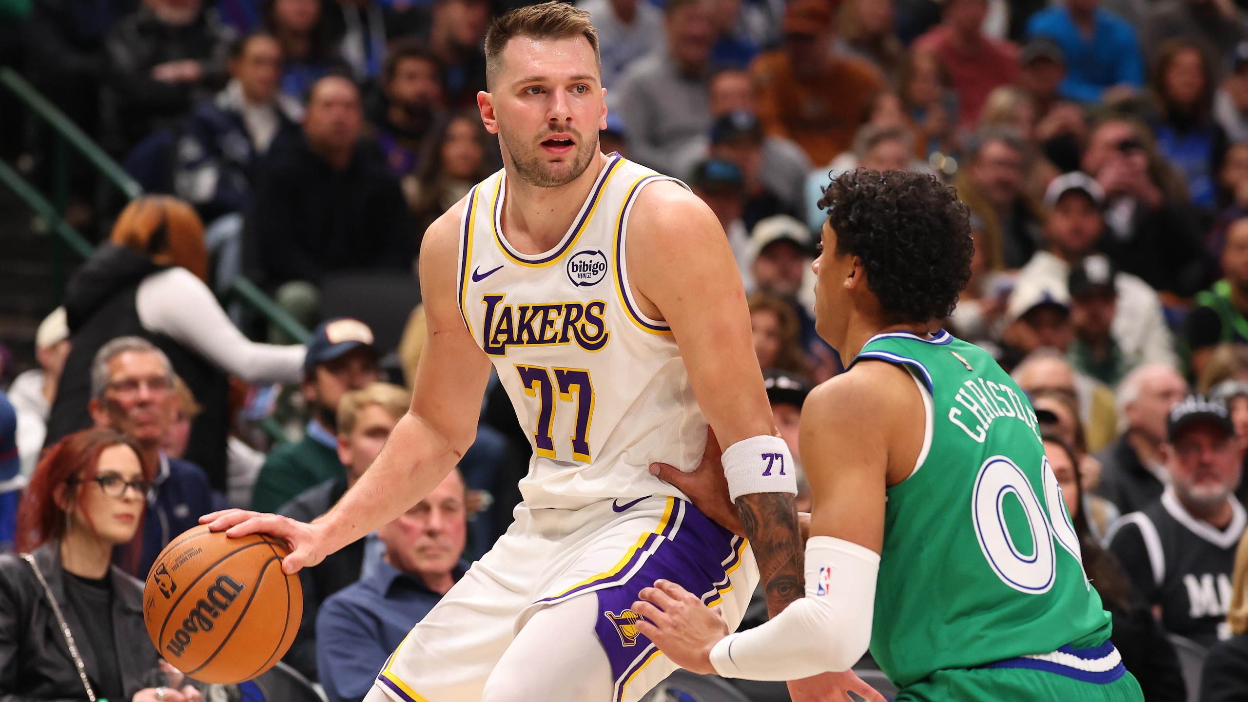 Los Angeles Lakers v Dallas Mavericks
