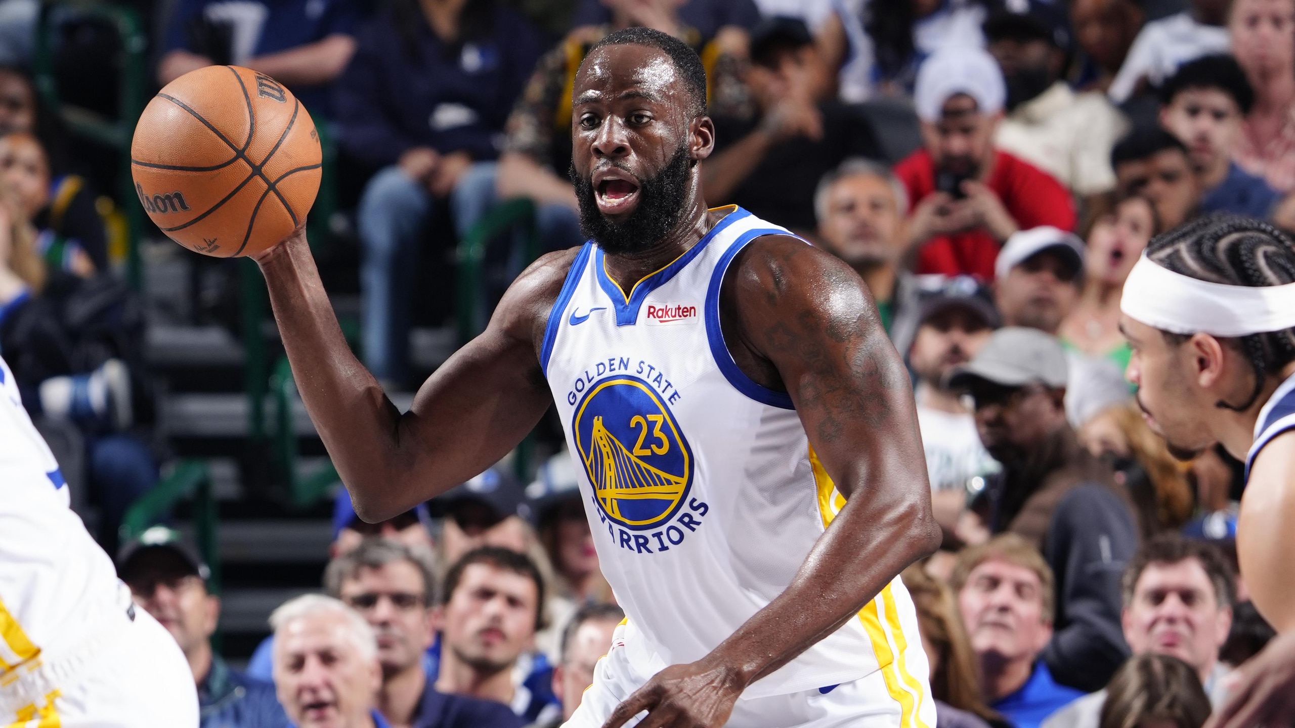 Golden State Warriors v Dallas Mavericks