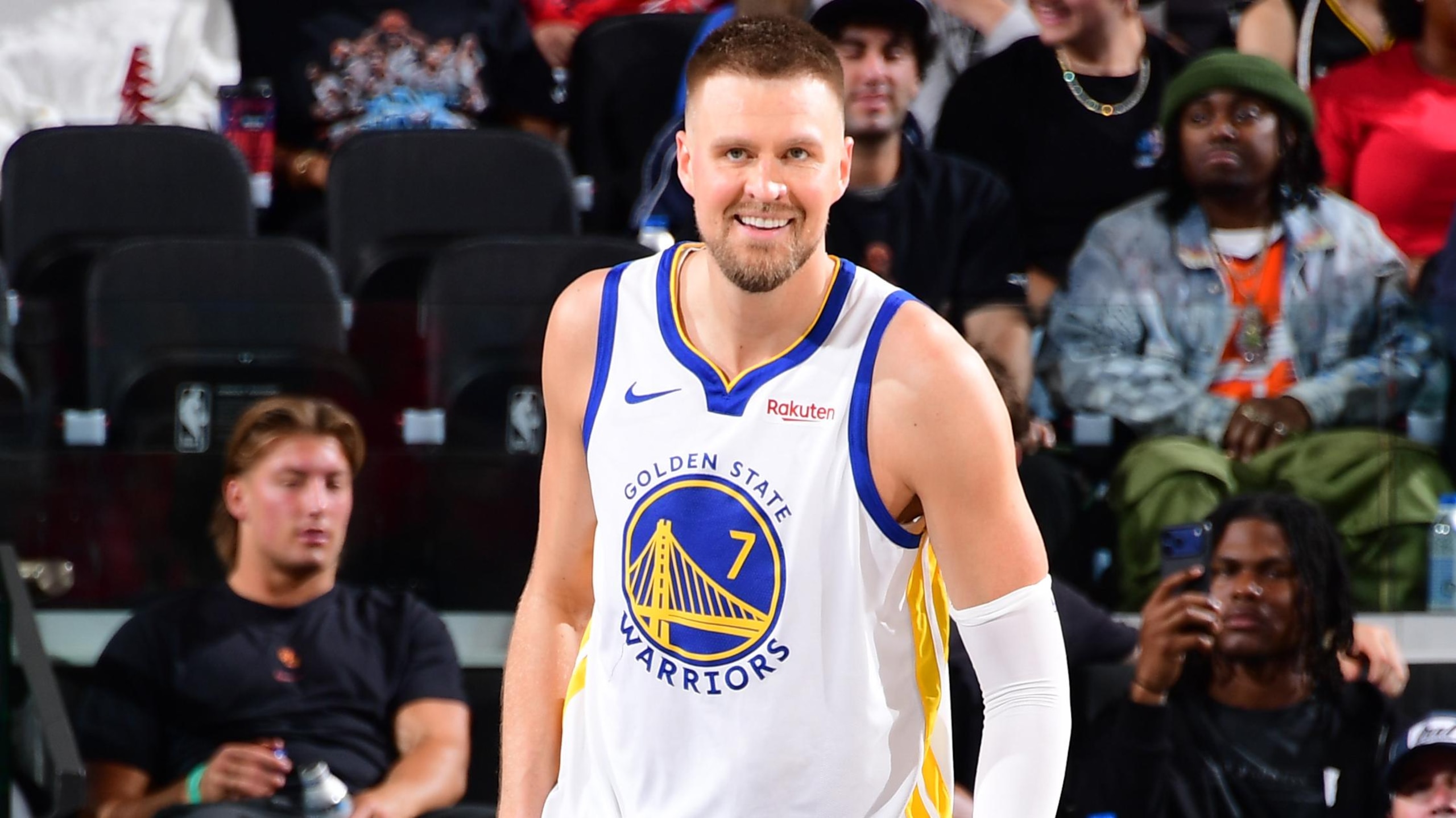 Golden State Warriors v Los Angeles Clippers - Play-In Tournament