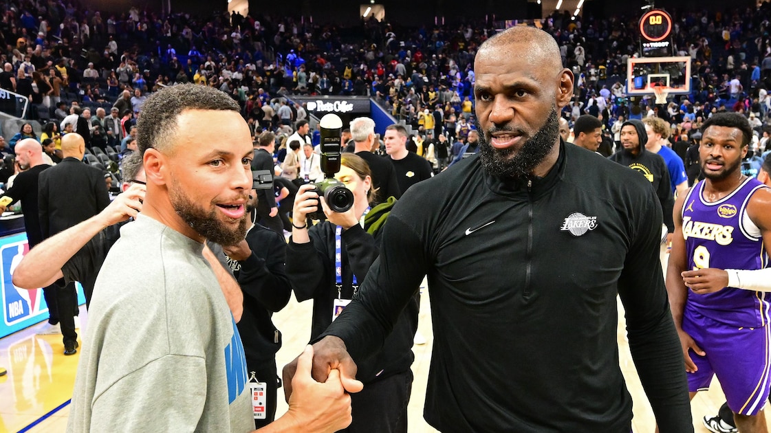 Steph Curry Discusses Warriors' LeBron James Pursuit and 76ers Move