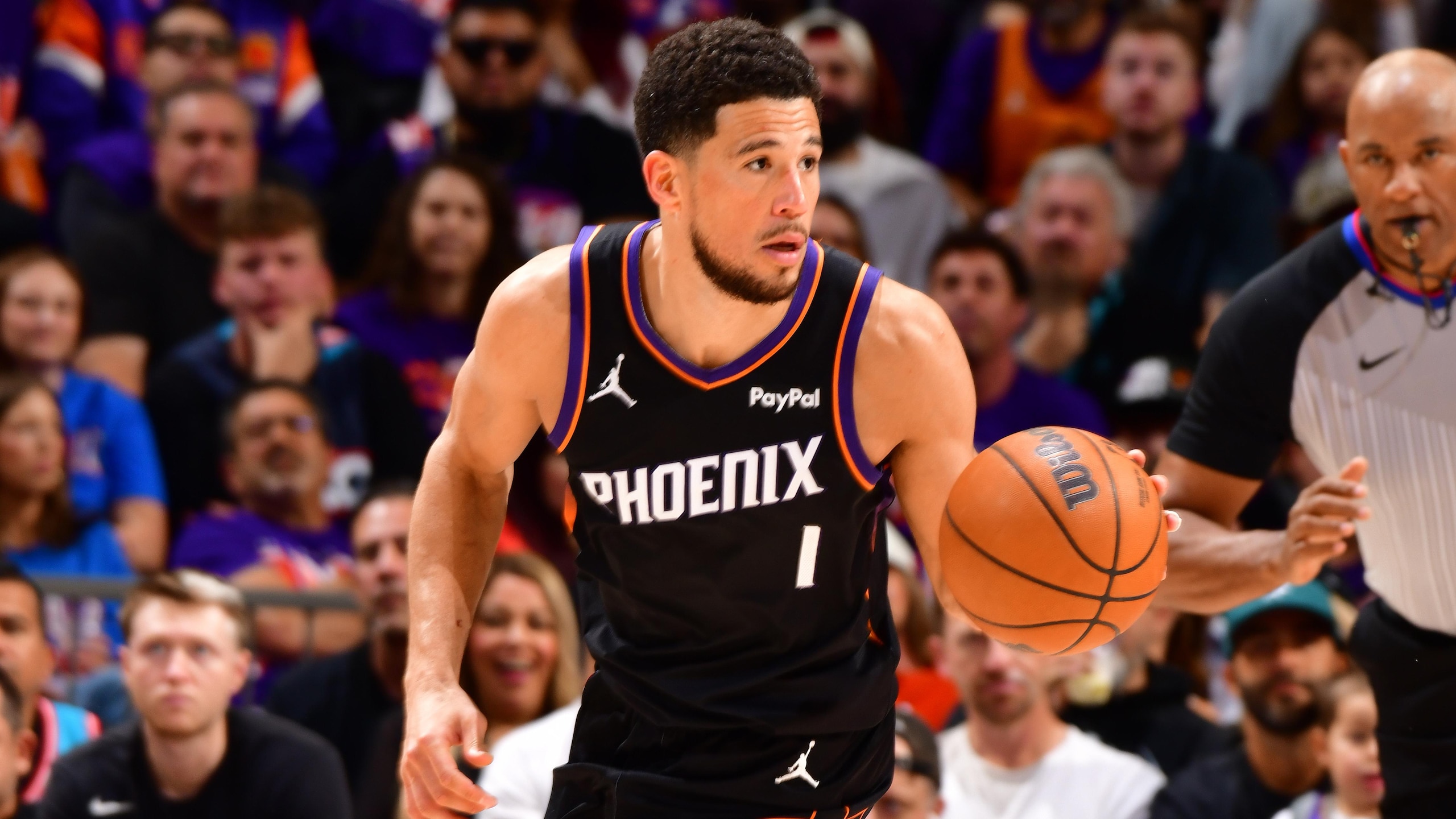 Oklahoma City Thunder v Phoenix Suns - Game Three