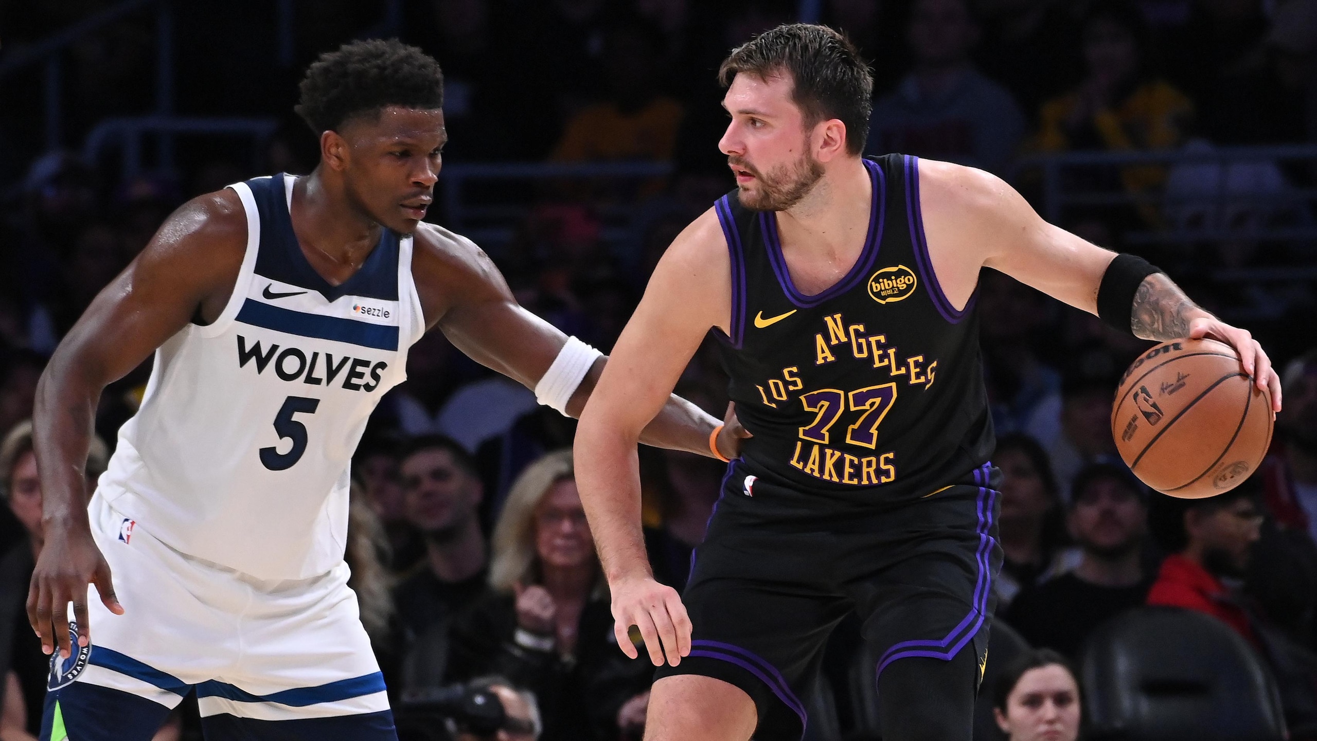Minnesota TImberwolves v Los Angeles Lakers