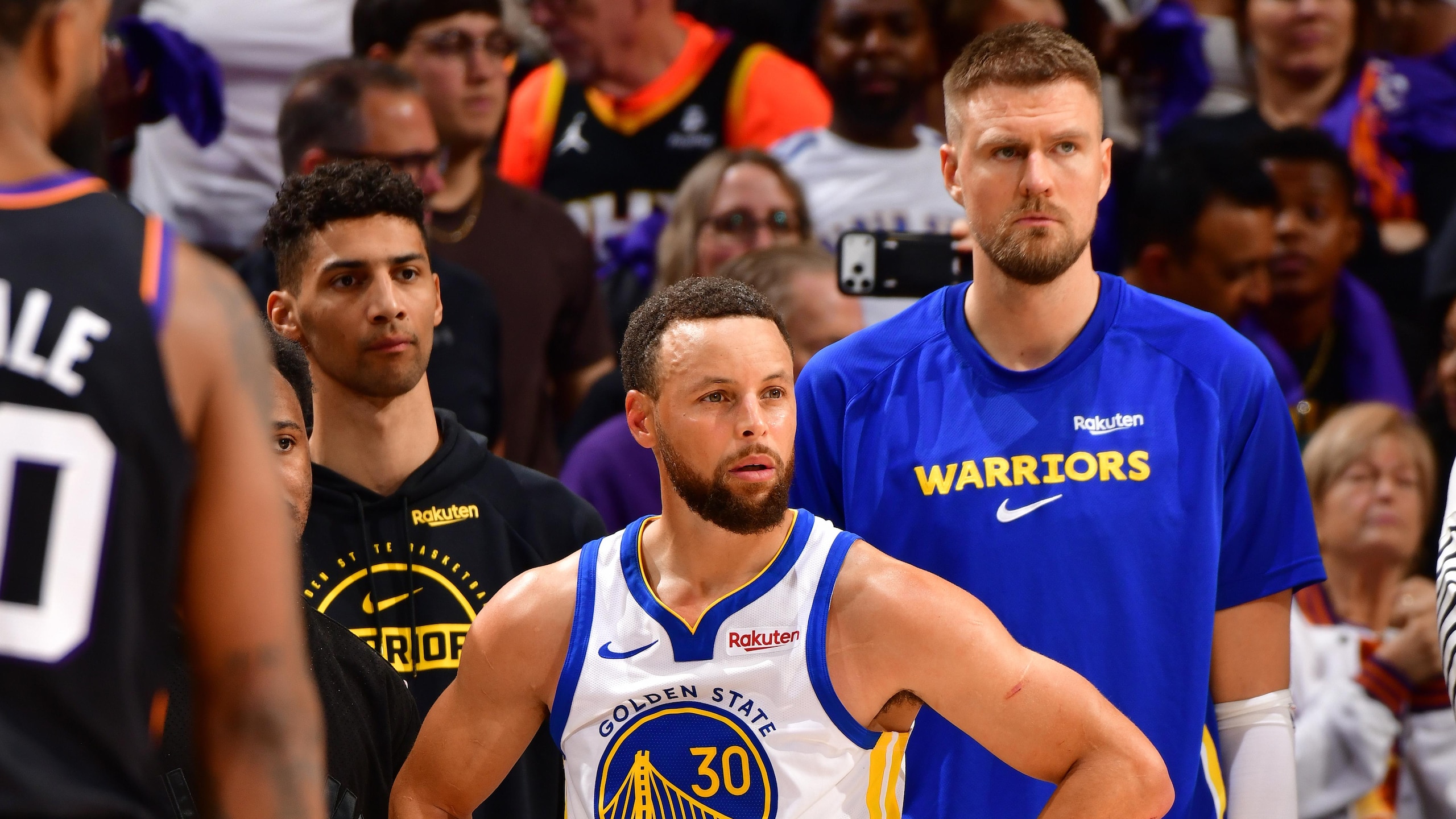 Golden State Warriors v Phoenix Suns - Play-In Tournament