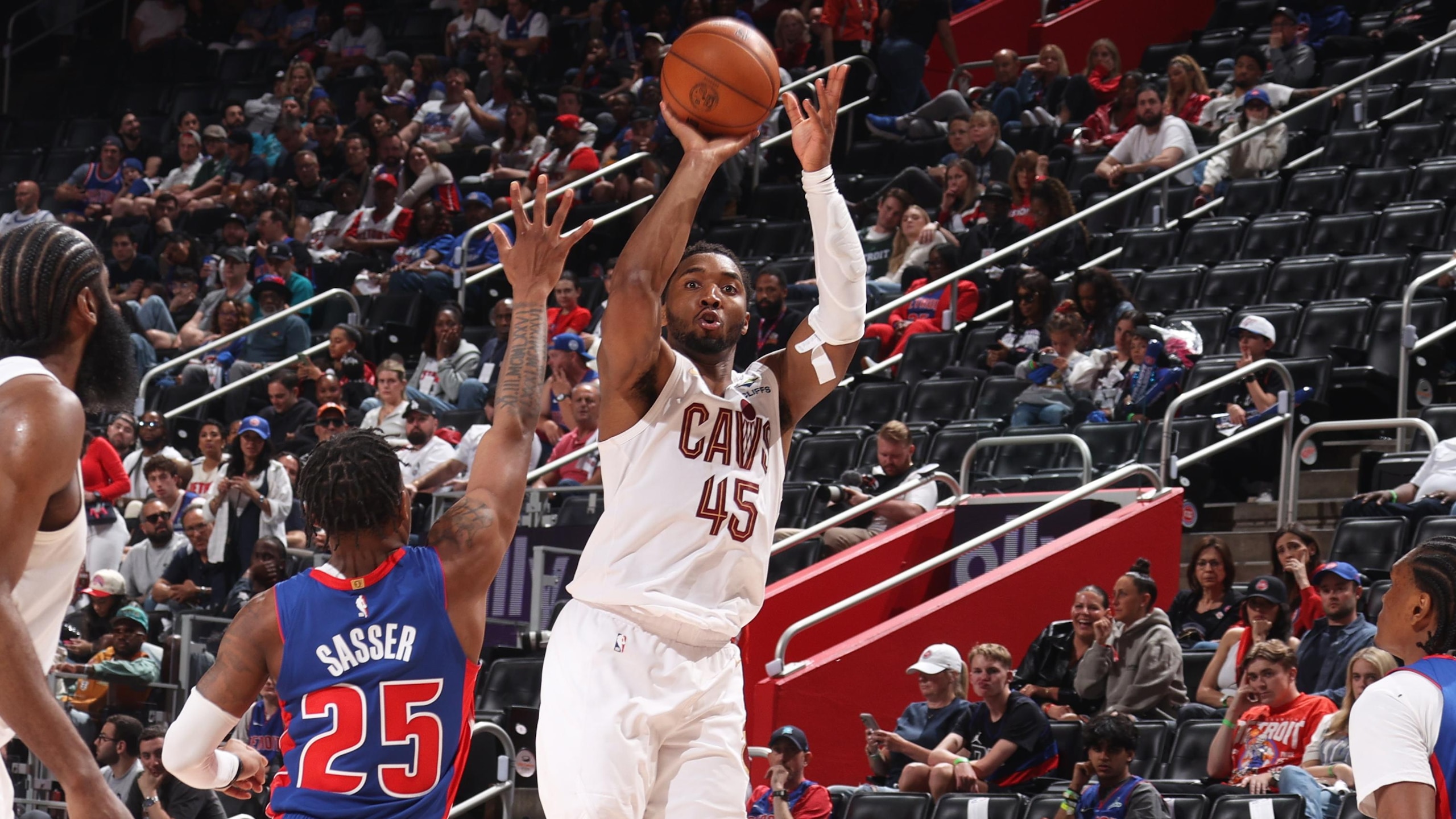 Cleveland Cavaliers v Detroit Pistons - Game Seven