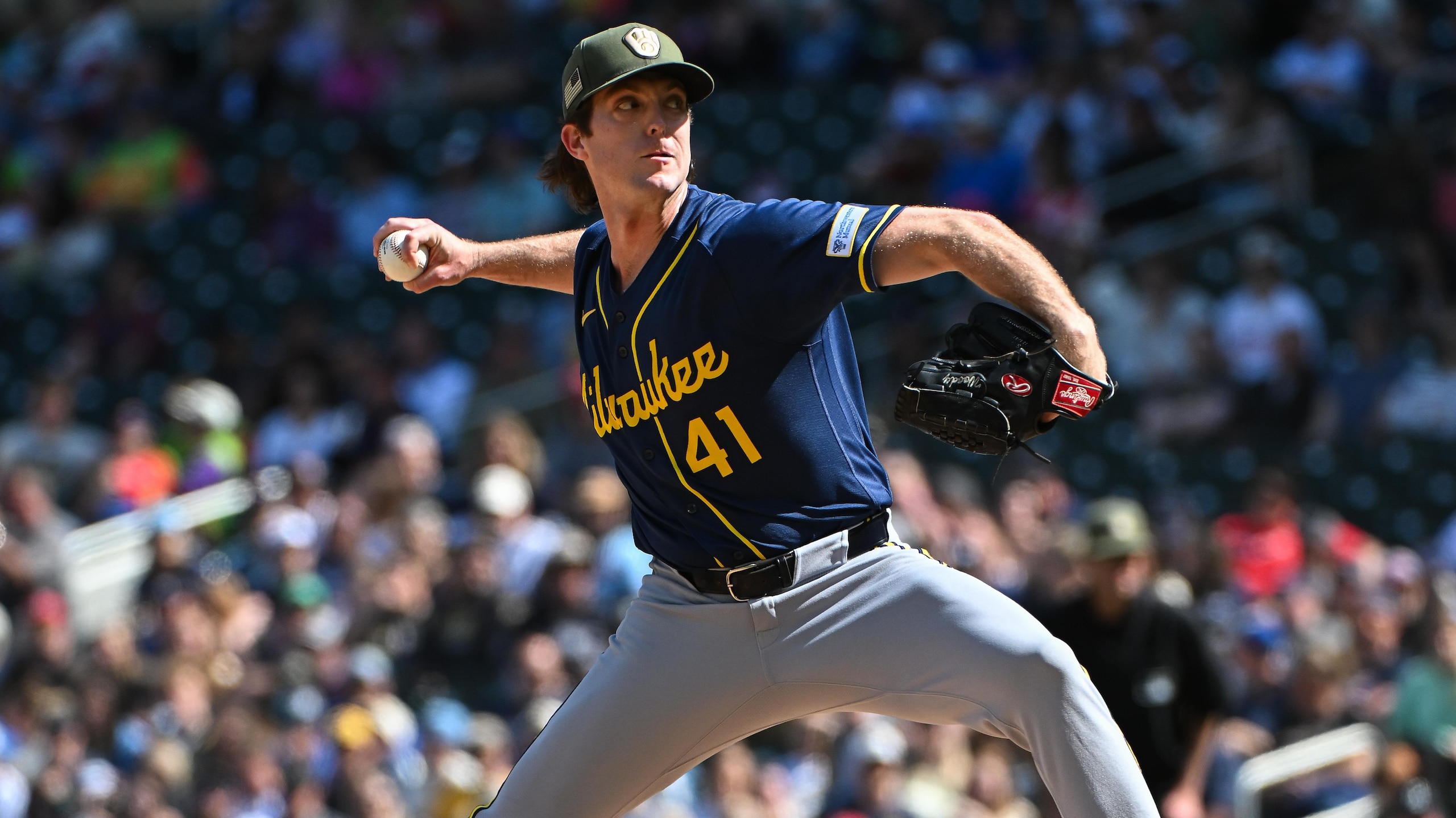 Milwaukee Brewers v Minnesota Twins