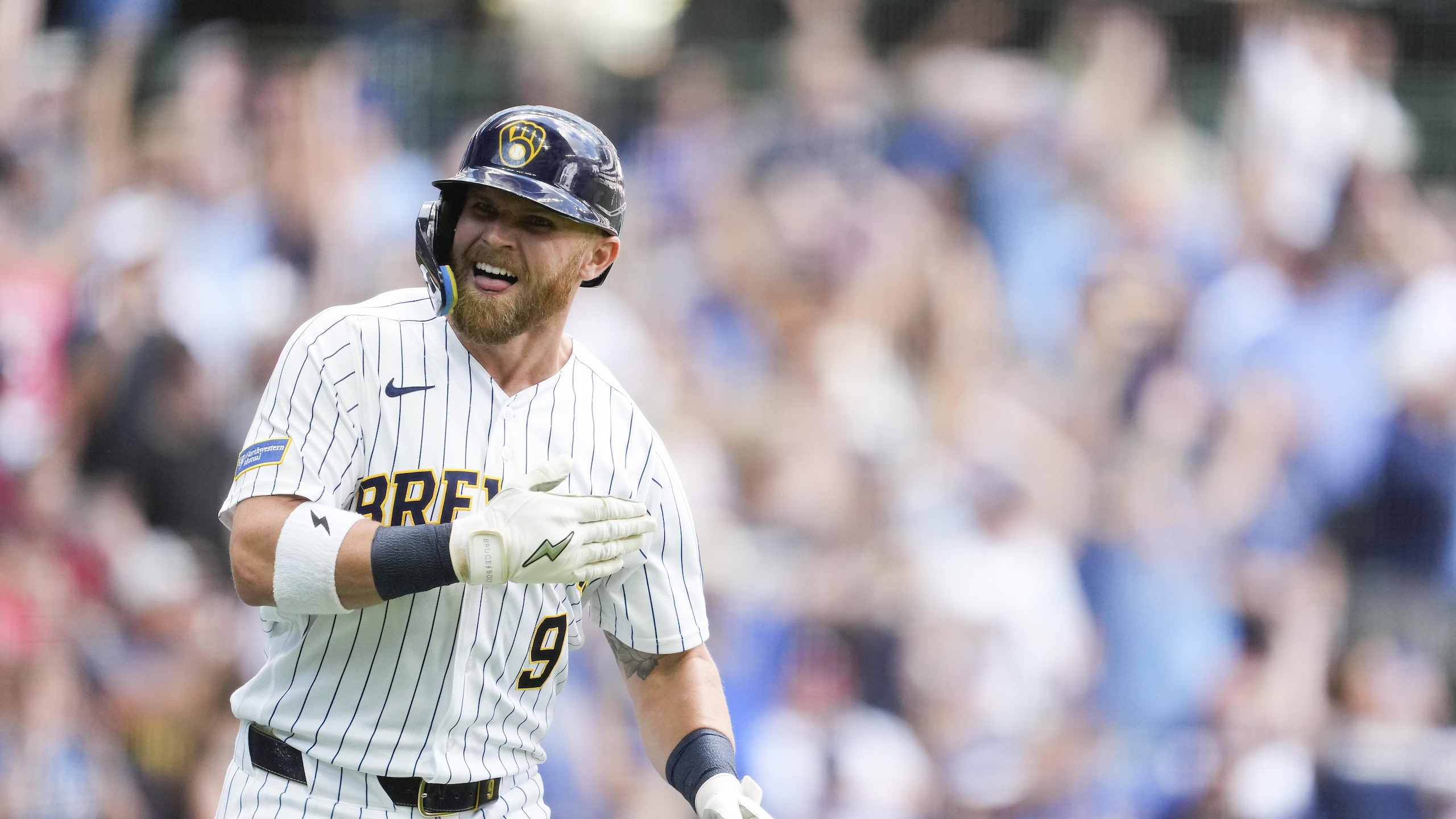 Atlanta Braves v Milwaukee Brewers
