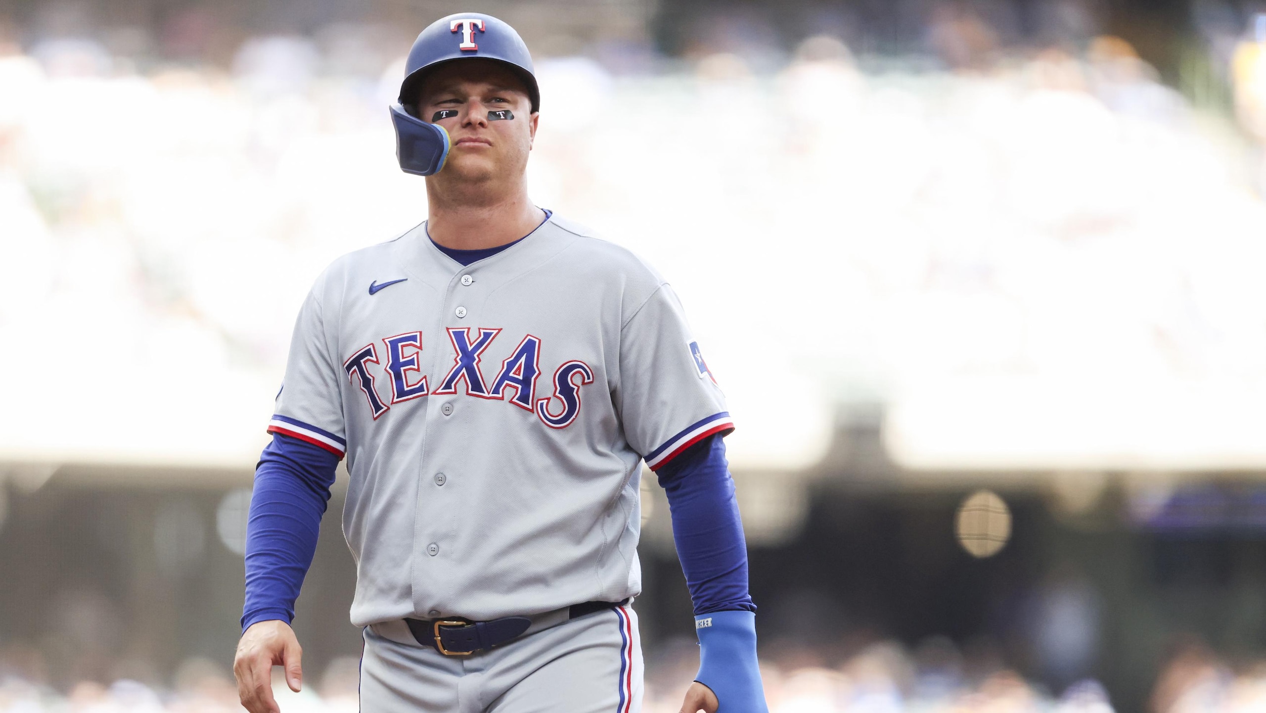 Texas Rangers v. Milwaukee Brewers