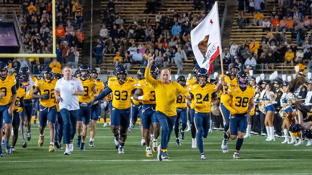 Reporting Layout Icons Cal Unveils Grateful Dead Helmets in Trending Photo Ahead of Game vs ...
