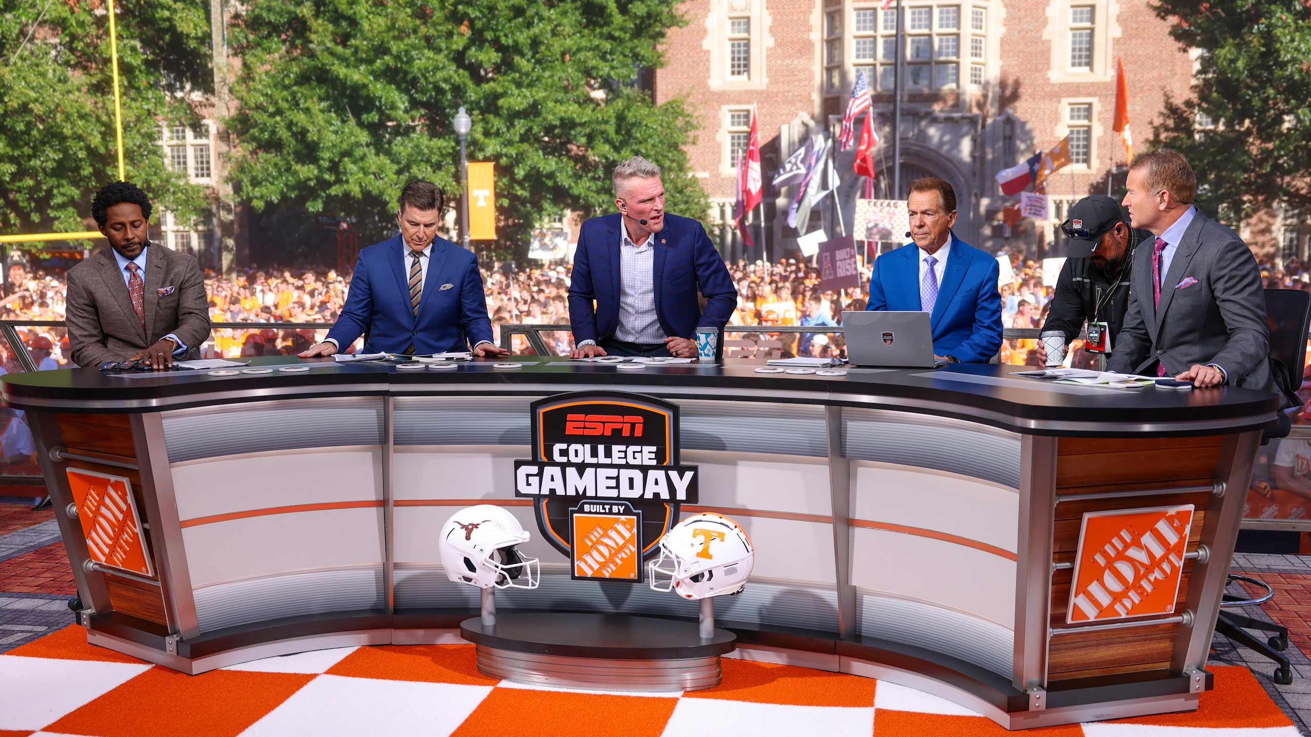 Texas v Tennessee