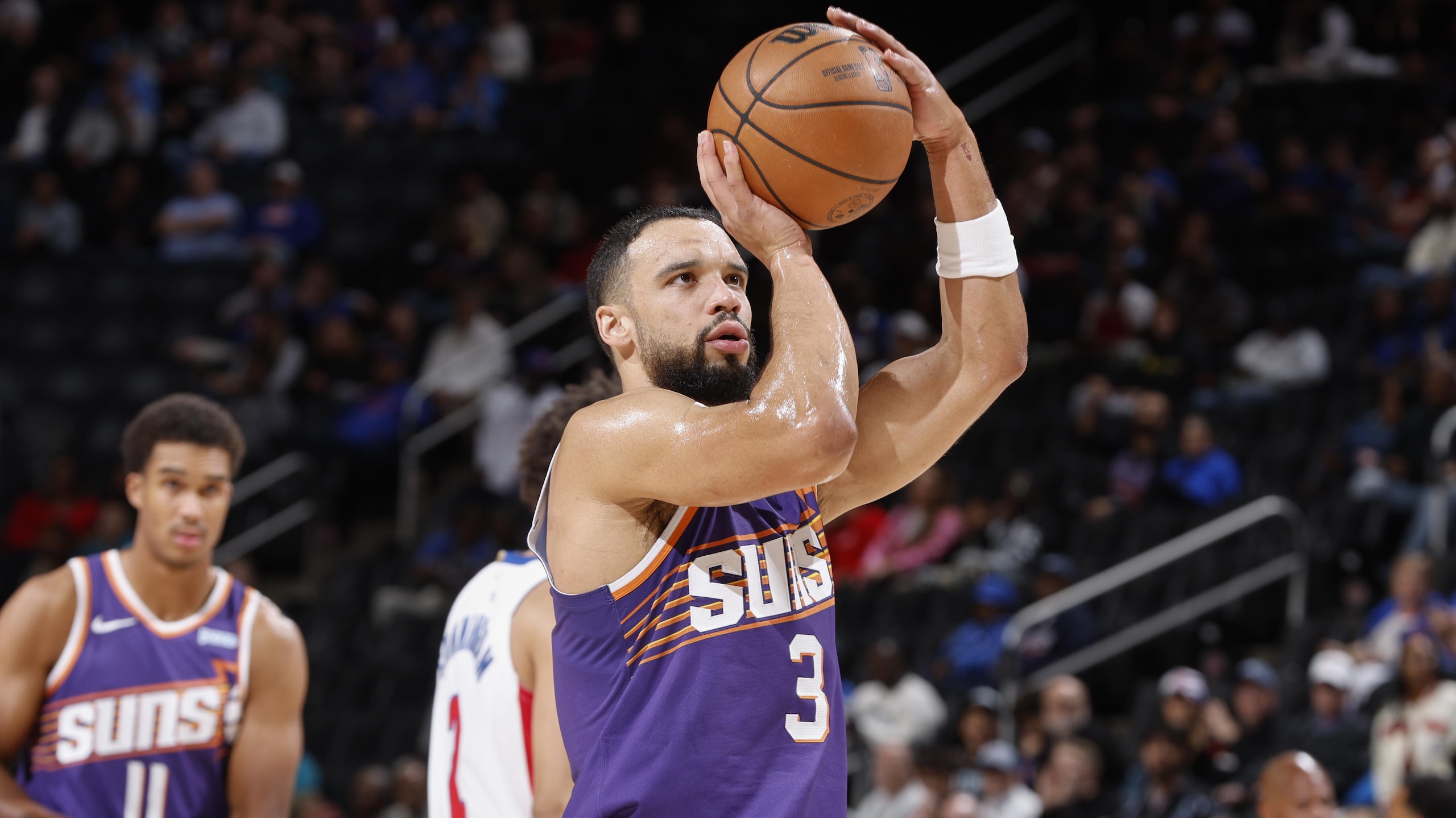 Phoenix Suns v Detroit Pistons Phoenix Suns v Detroit Pistons