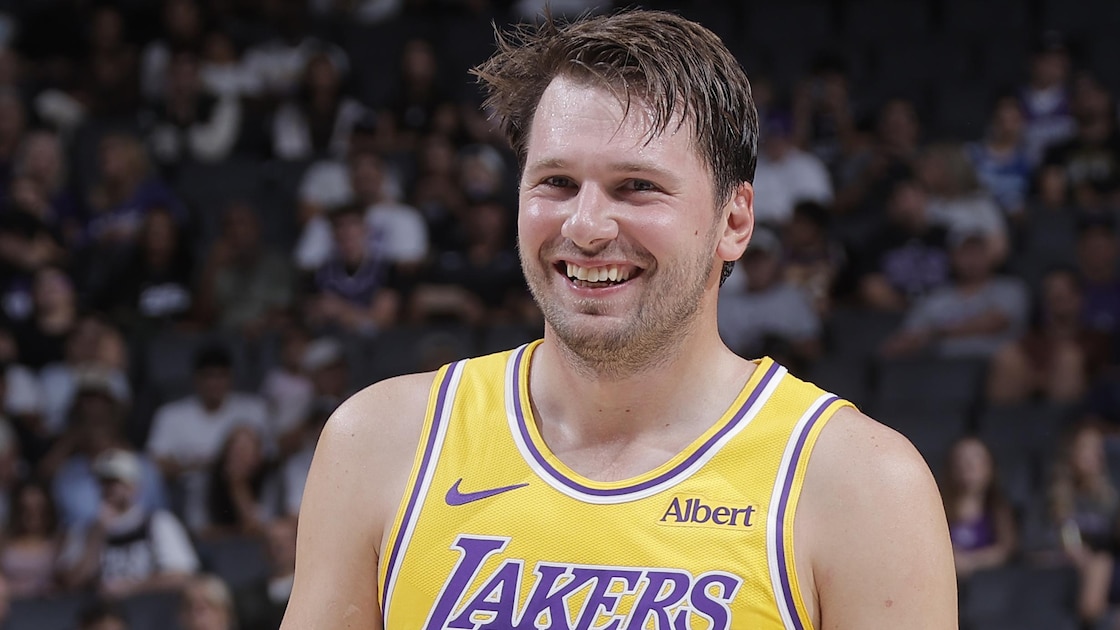 Lakers vs. Warriors Live Preseason Updates: Scores, Highlights and Rosters