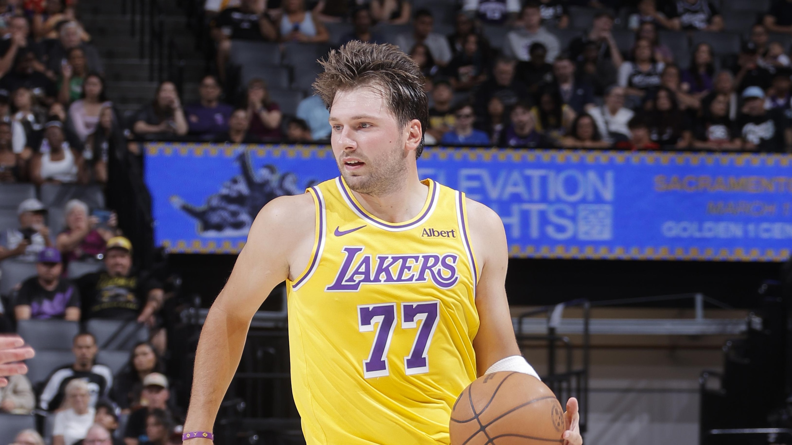 Los Angeles Lakers v Sacramento Kings