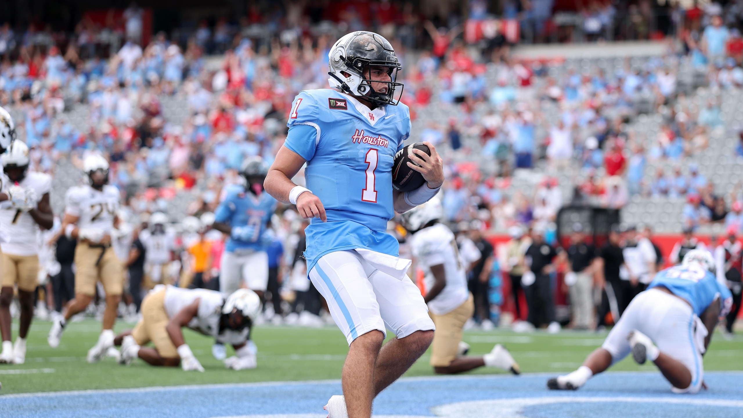 UCF v Houston