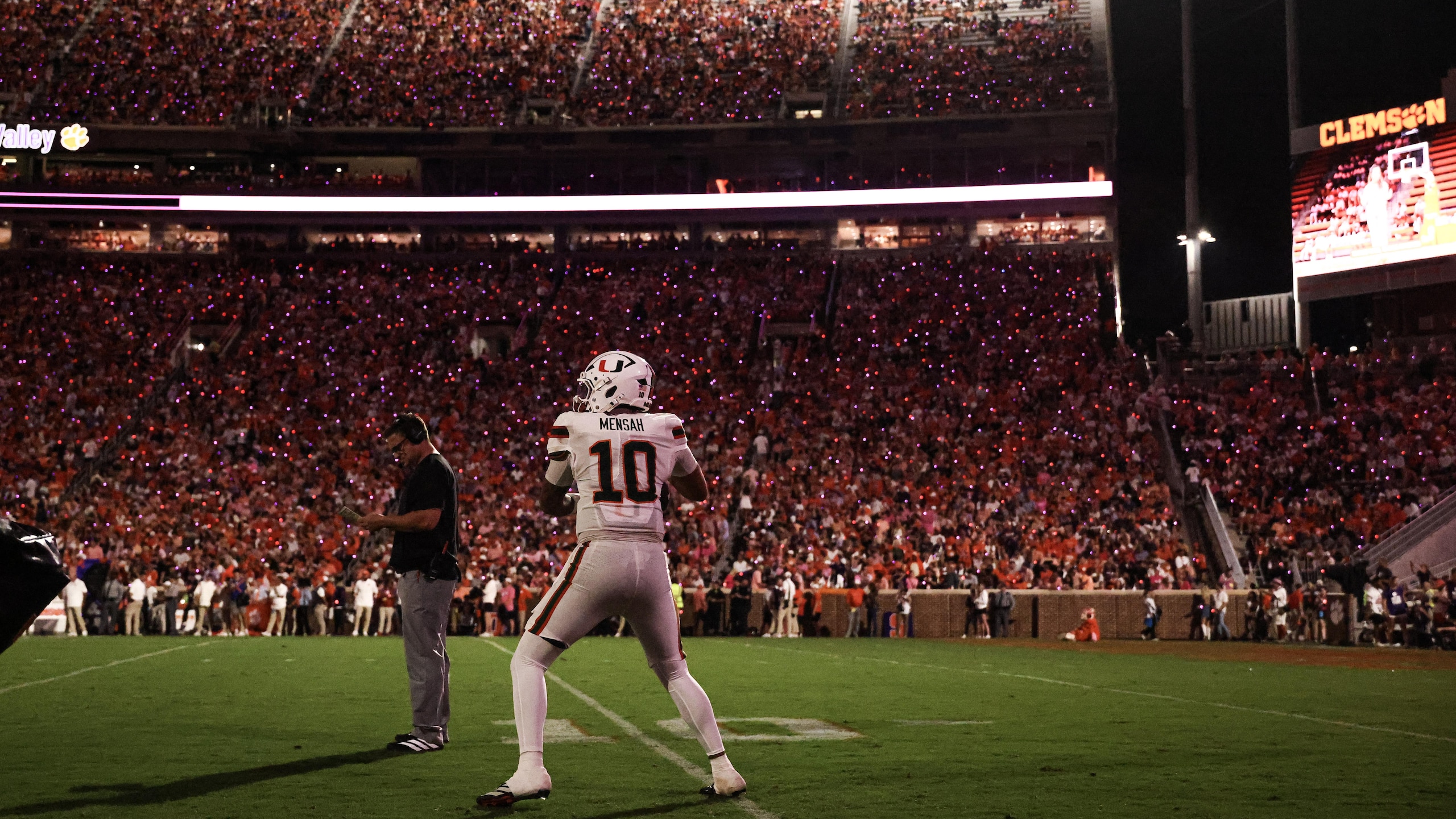 Miami v Clemson