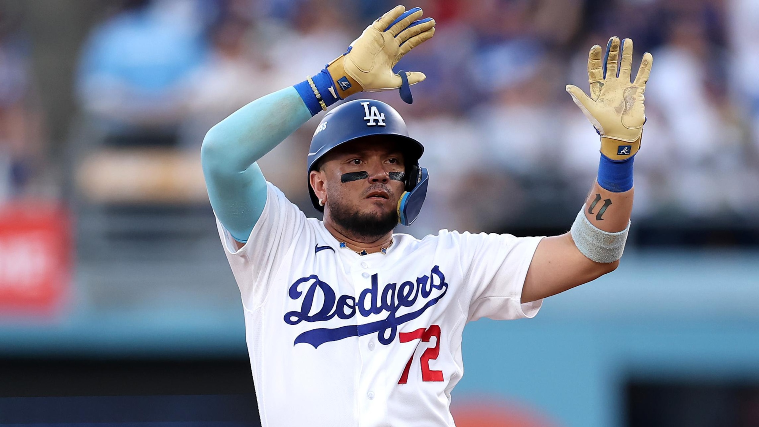 National League Division Series: Atlanta Braves v Los Angeles Dodgers - Game Two National League Division Series: Atlanta Braves v Los Angeles Dodgers - Game Two