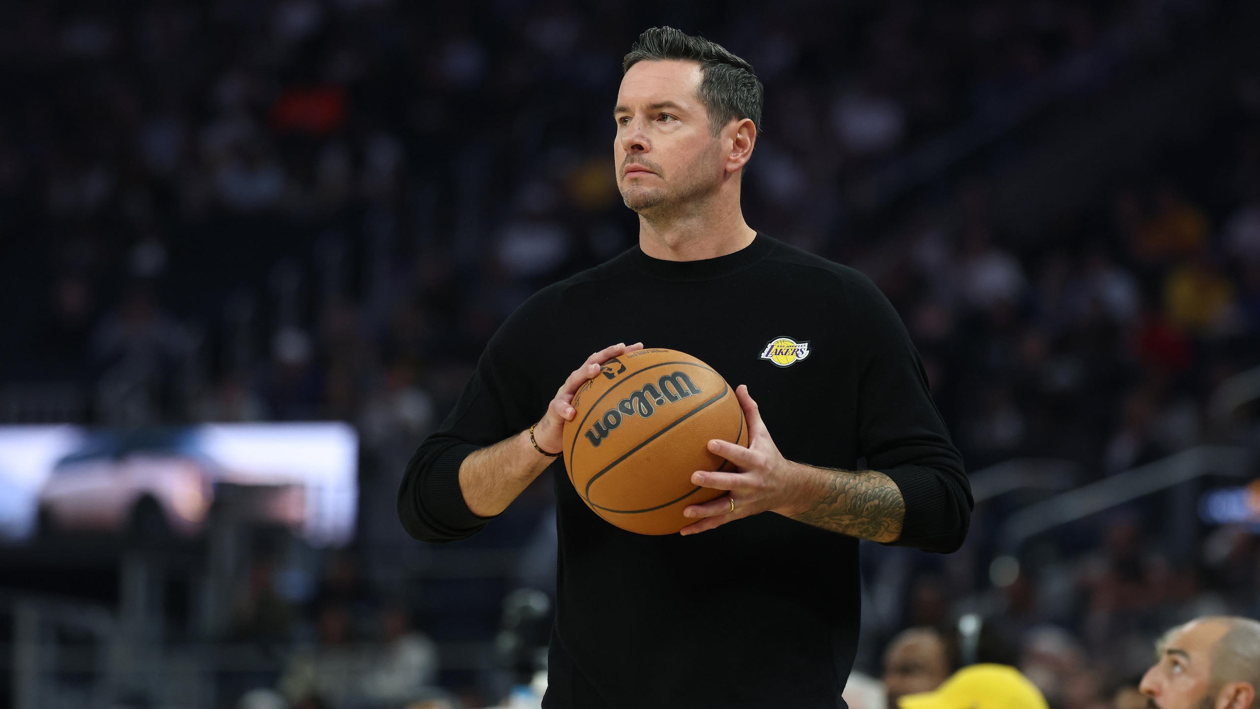 Los Angeles Lakers v Golden State Warriors