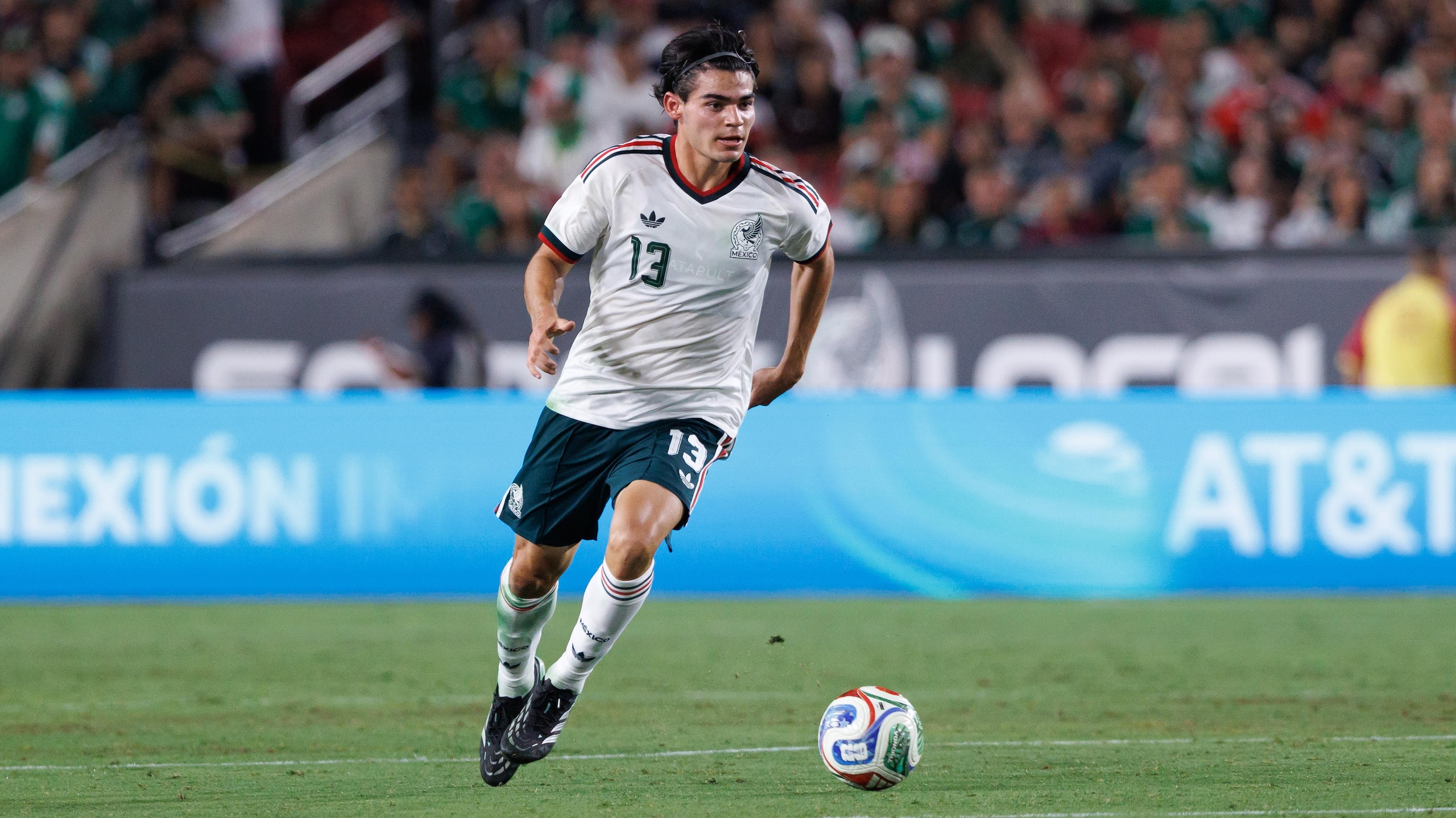 Mexico v Chile - International Friendly