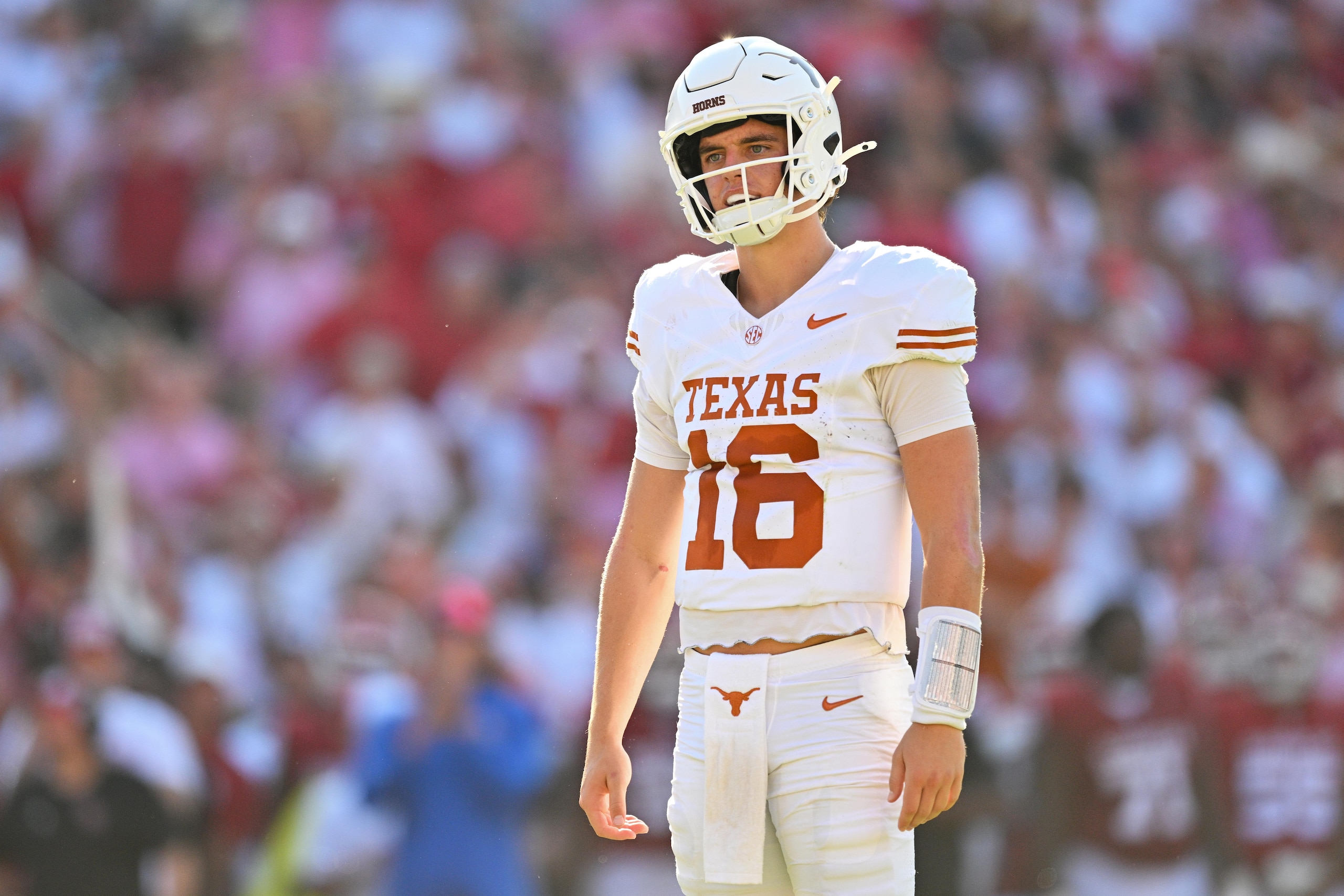 COLLEGE FOOTBALL: OCT 10 Texas vs Oklahoma