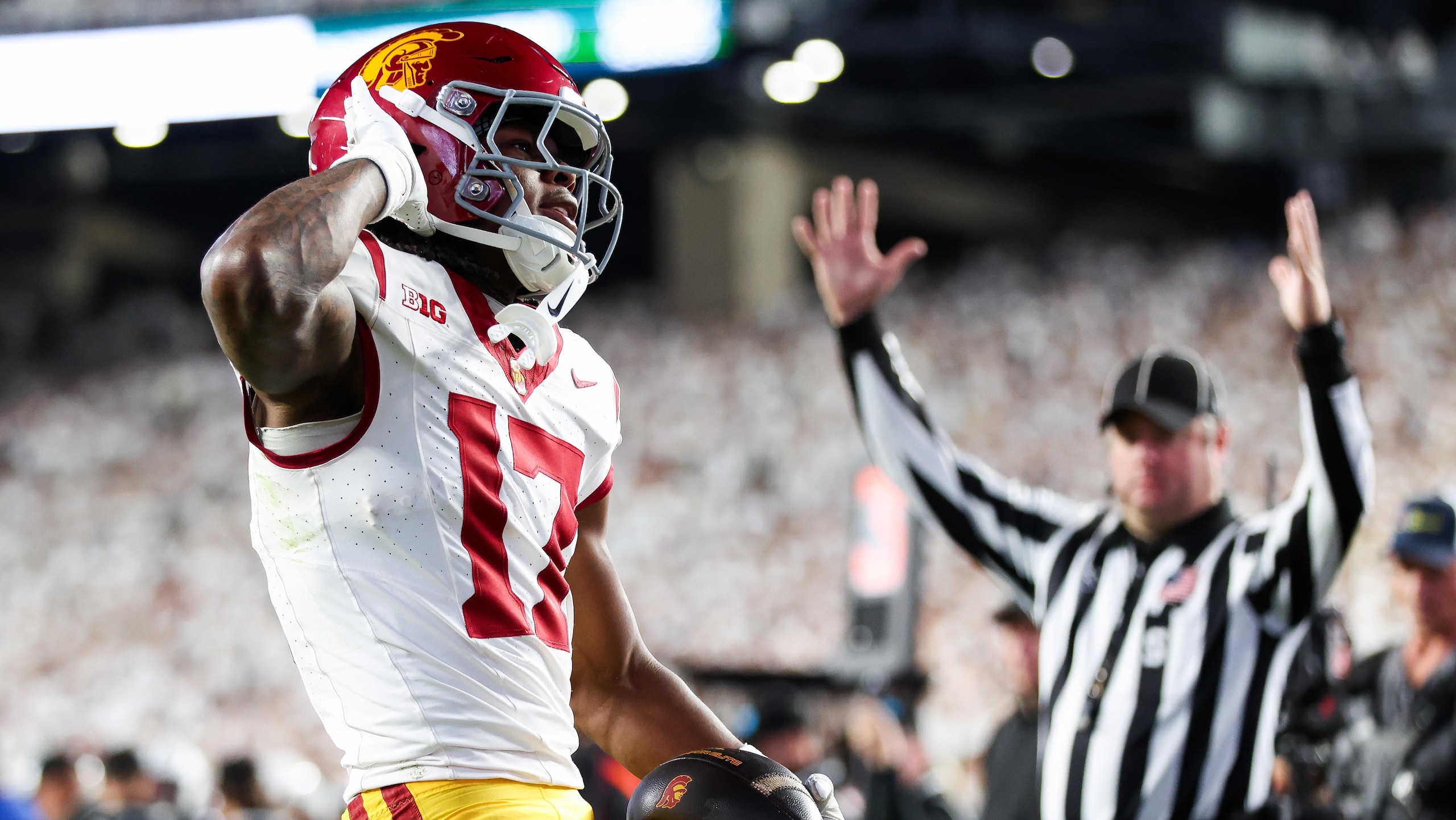 USC v Penn State