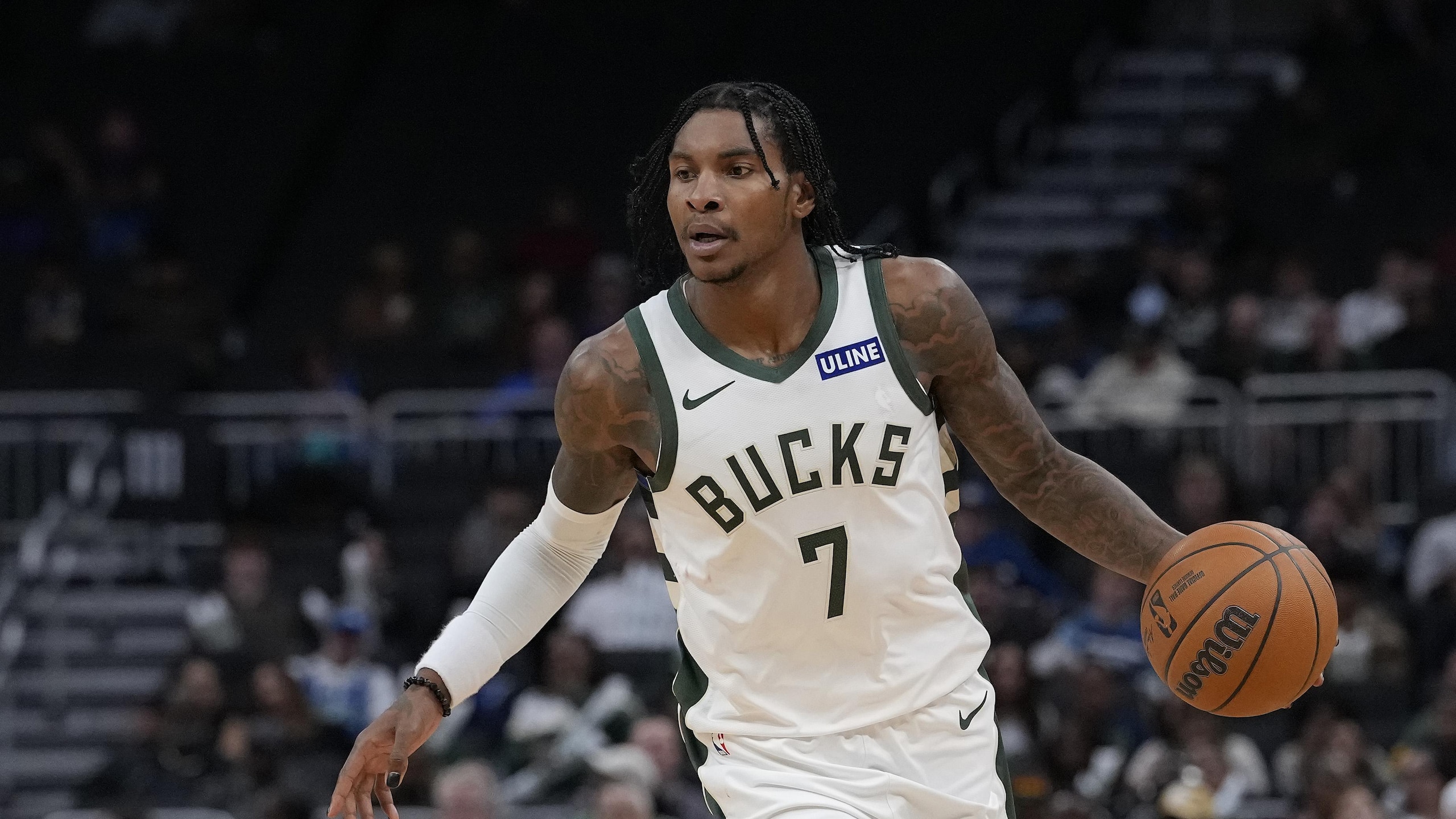 Minnesota Timberwolves v Milwaukee Bucks