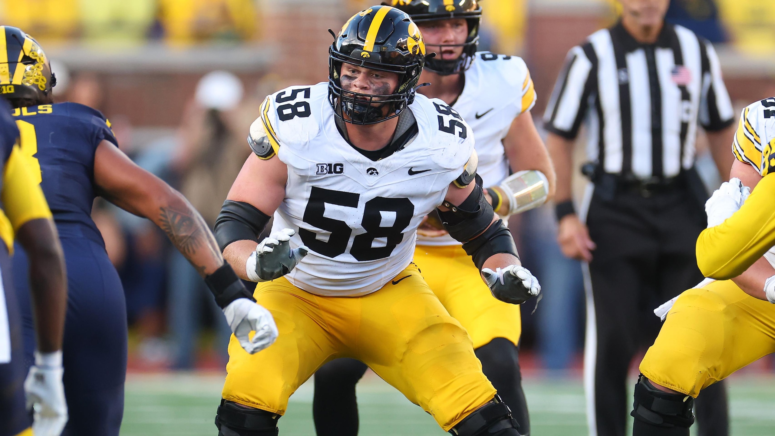 Iowa v Michigan