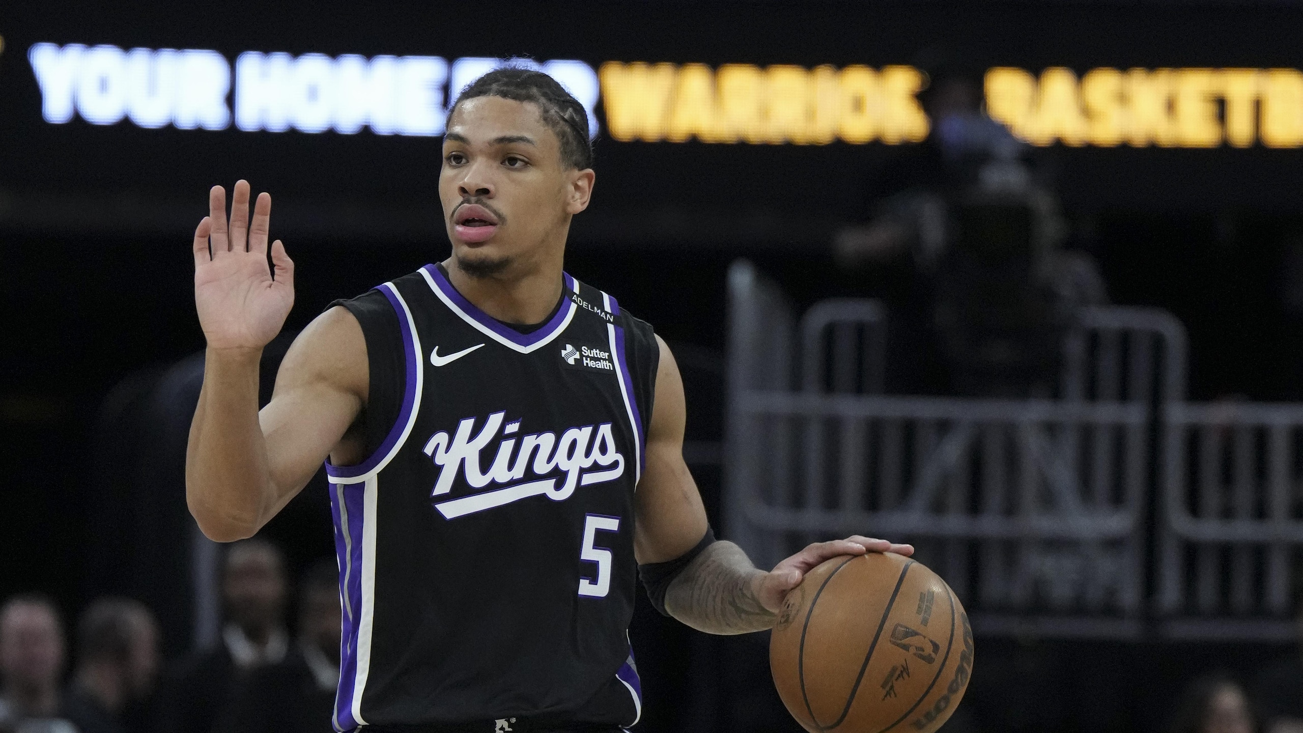 Sacramento Kings v Golden State Warriors