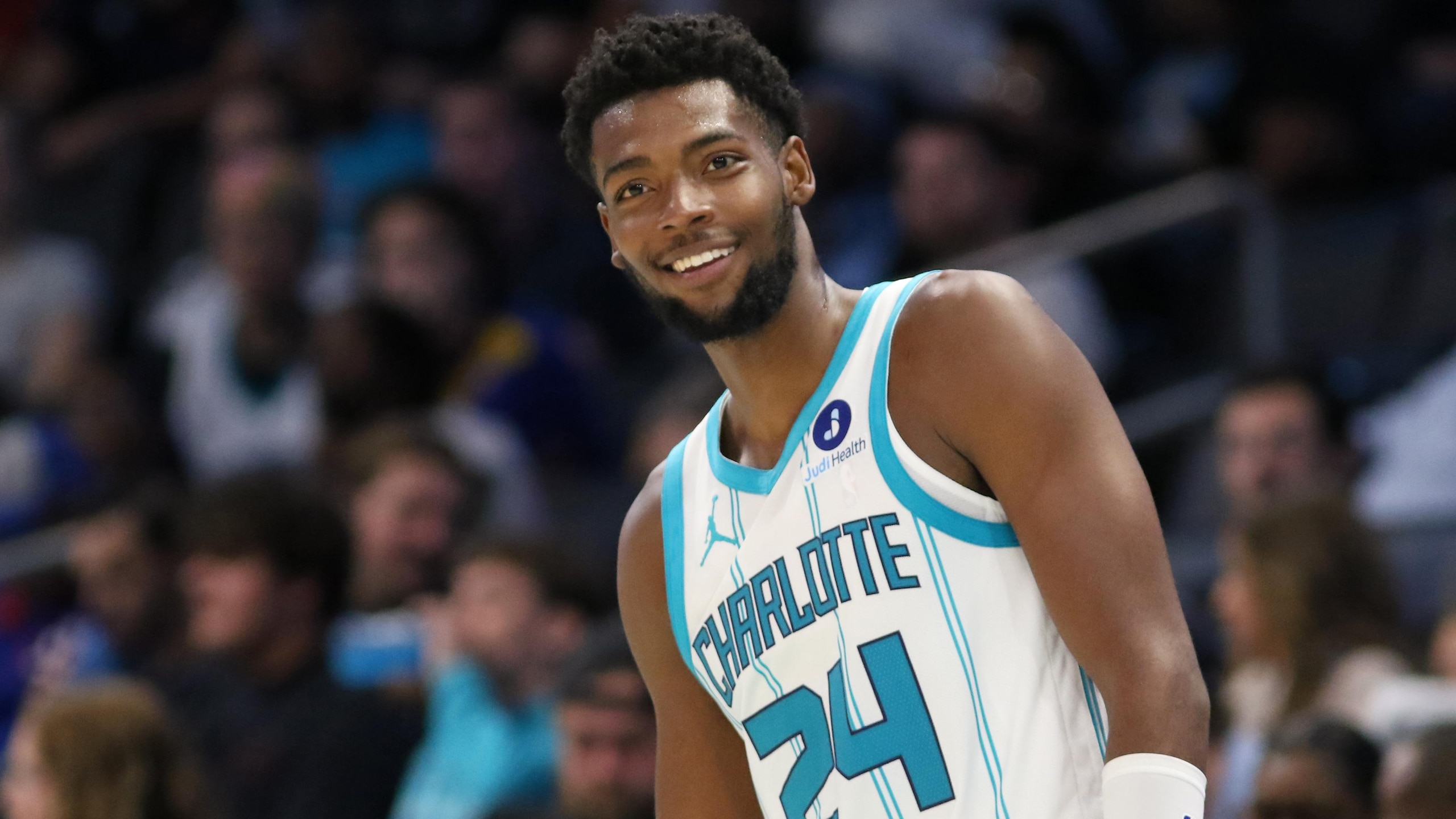 Milwaukee Bucks v Charlotte Hornets
