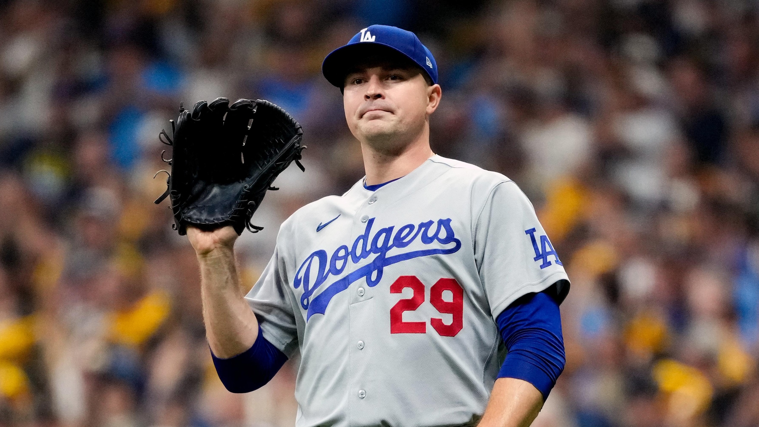 Championship Series - Los Angeles Dodgers v Milwaukee Brewers - Game 1
