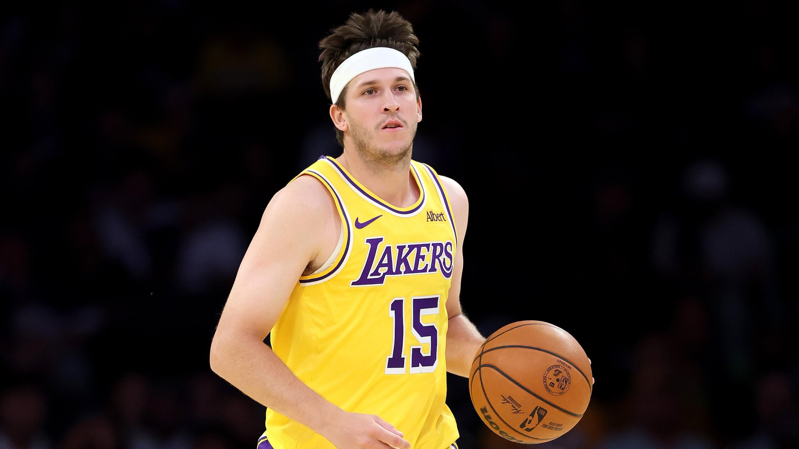 Sacramento Kings v Los Angeles Lakers