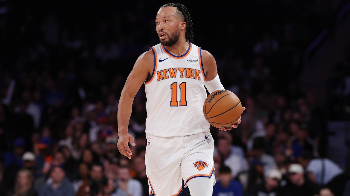 Jalen Brunson Details Wrist Injury Rehab and Nine Different Casts