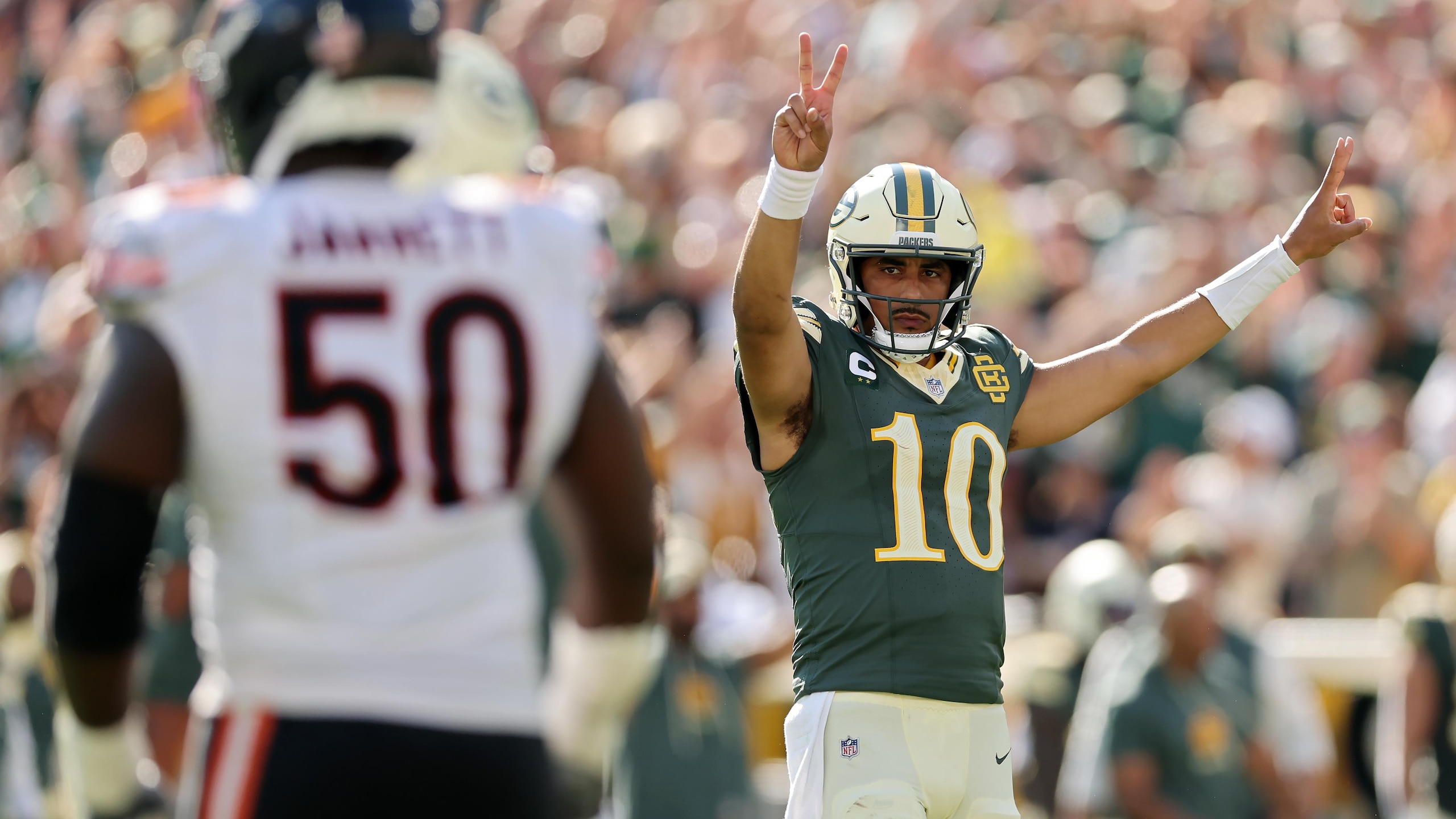 Chicago Bears v Green Bay Packers