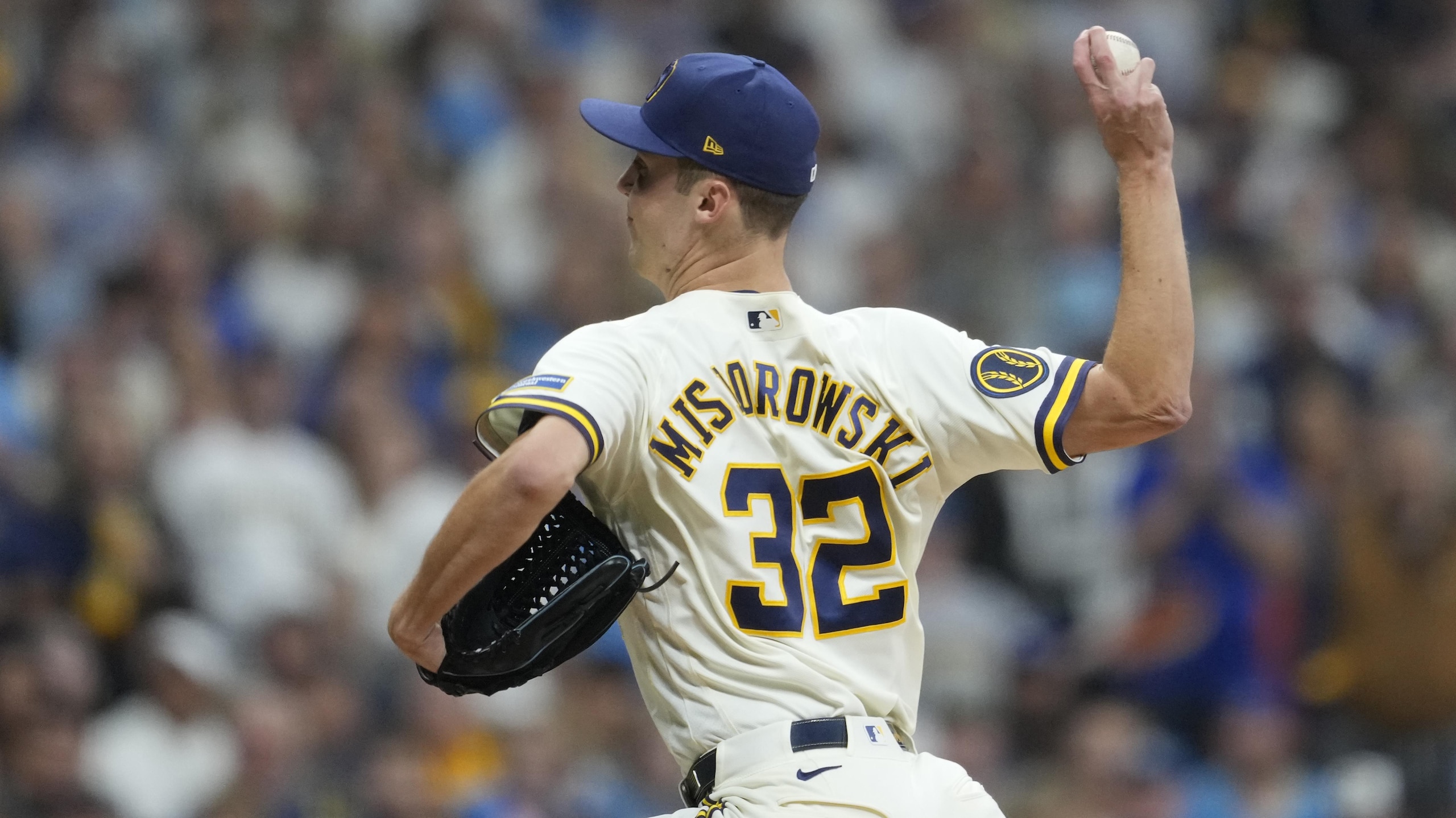 National League Championship Series: Los Angeles Dodgers v Milwaukee Brewers - Game One