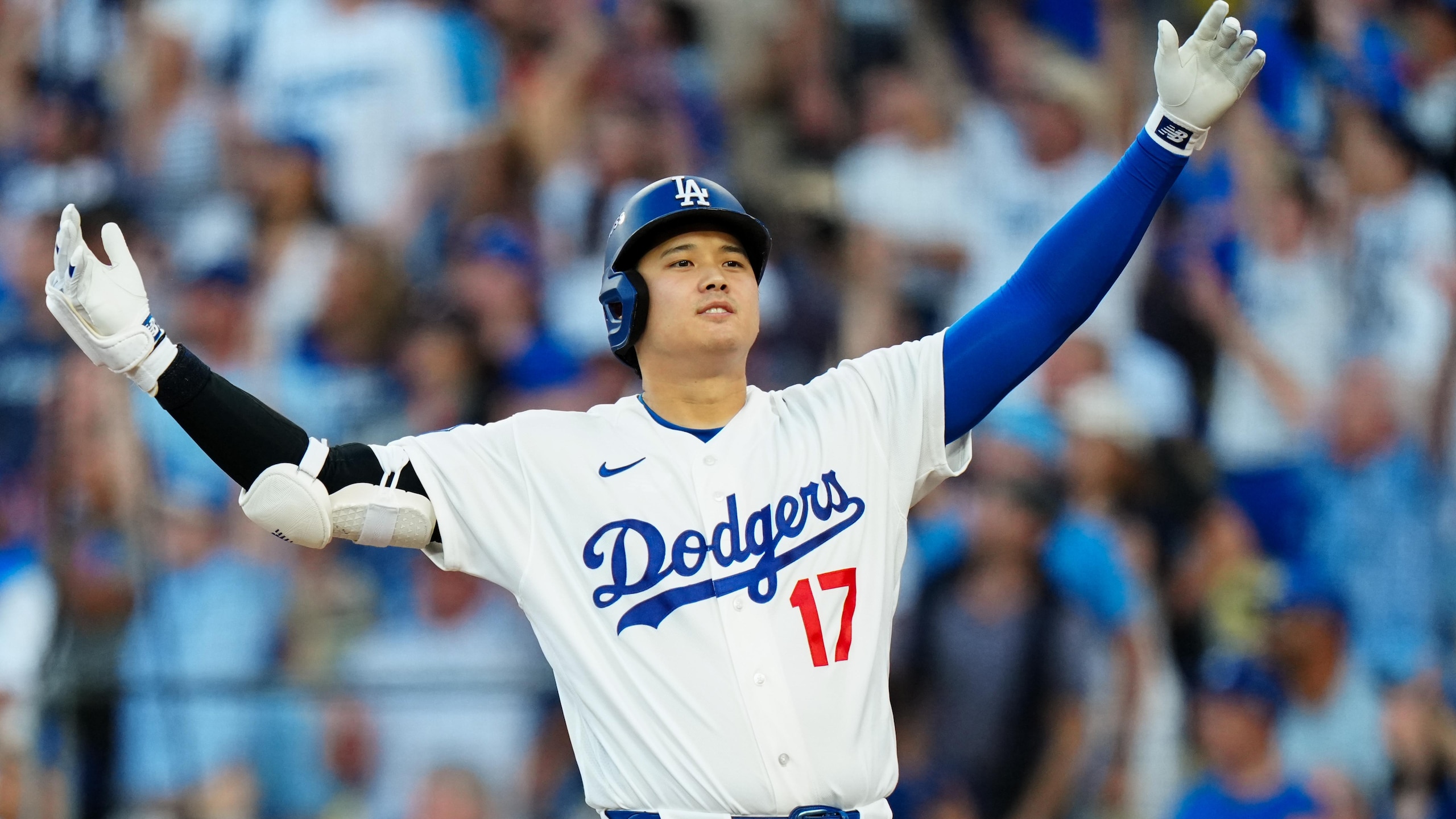 Championship Series - Milwaukee Brewers v Los Angeles Dodgers - Game 4
