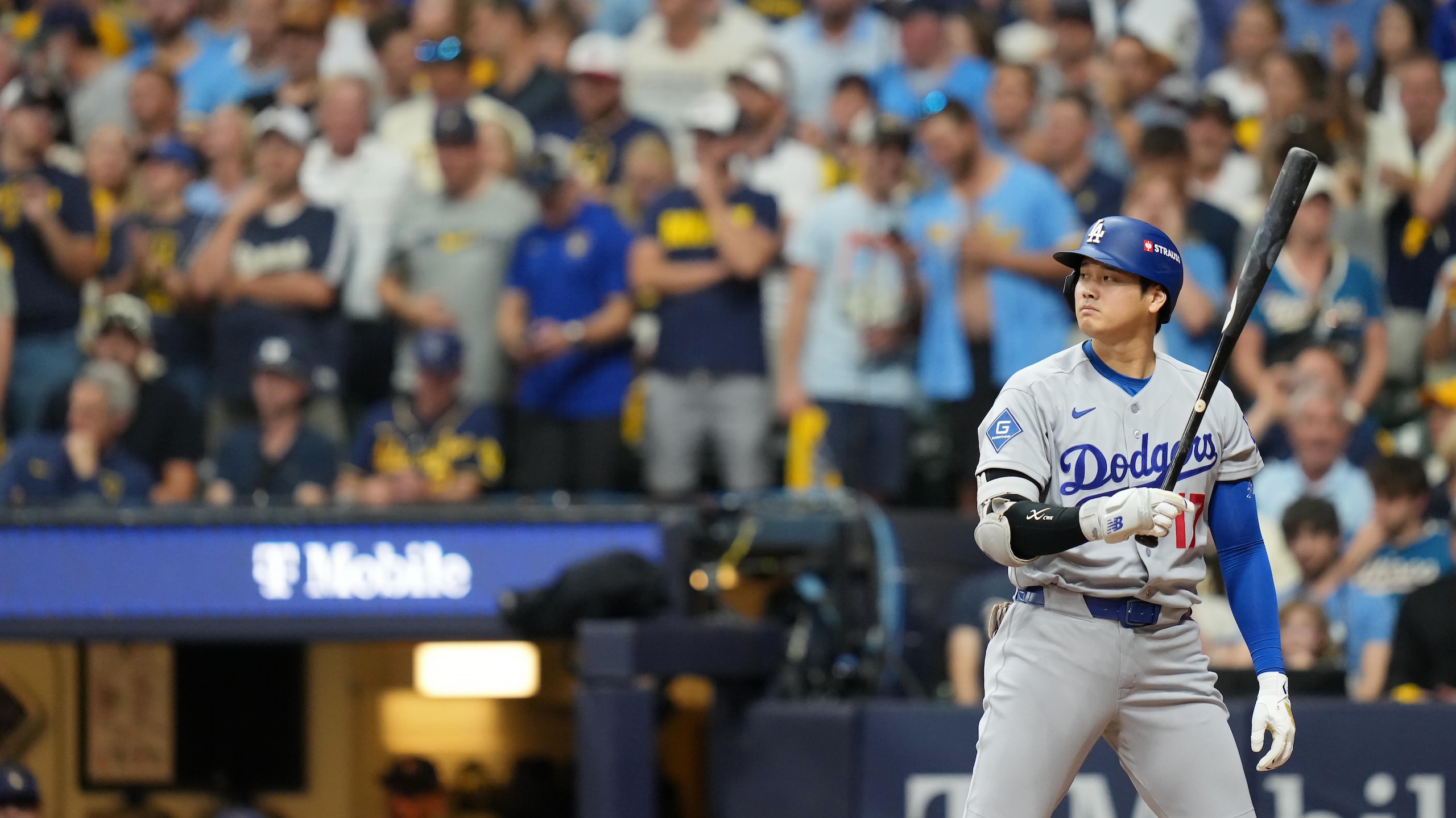 National League Championship Series: Los Angeles Dodgers v Milwaukee Brewers - Game Two National League Championship Series: Los Angeles Dodgers v Milwaukee Brewers - Game Two