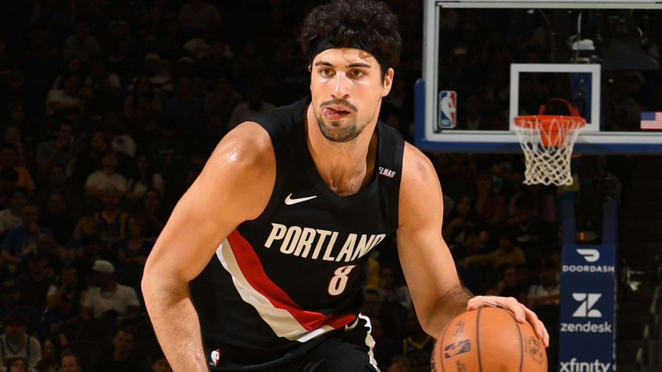 Portland Trail Blazers v Golden State Warriors Portland Trail Blazers v Golden State Warriors