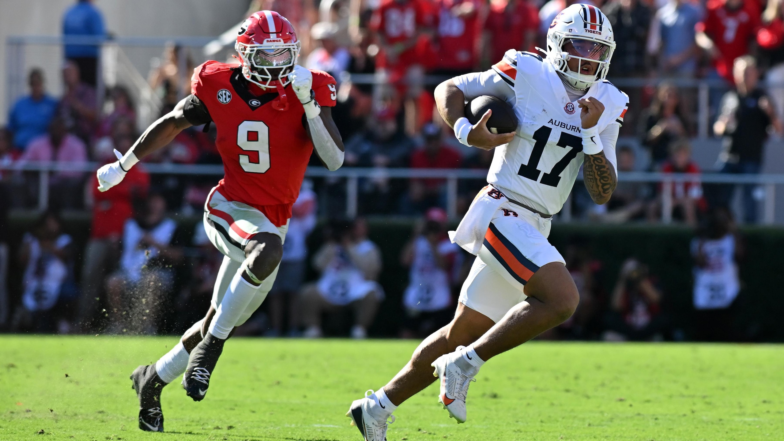COLLEGE FOOTBALL: OCT 17 Auburn at Georgia COLLEGE FOOTBALL: OCT 17 Auburn at Georgia