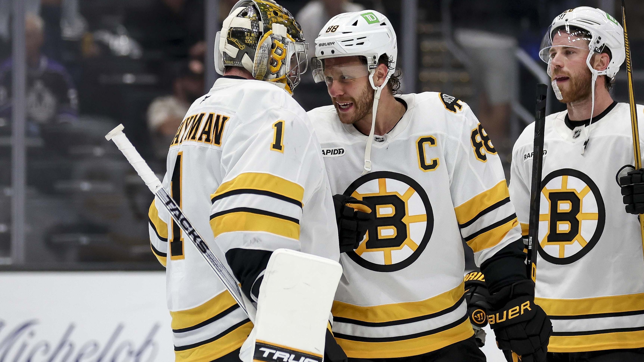 Boston Bruins v Los Angeles Kings