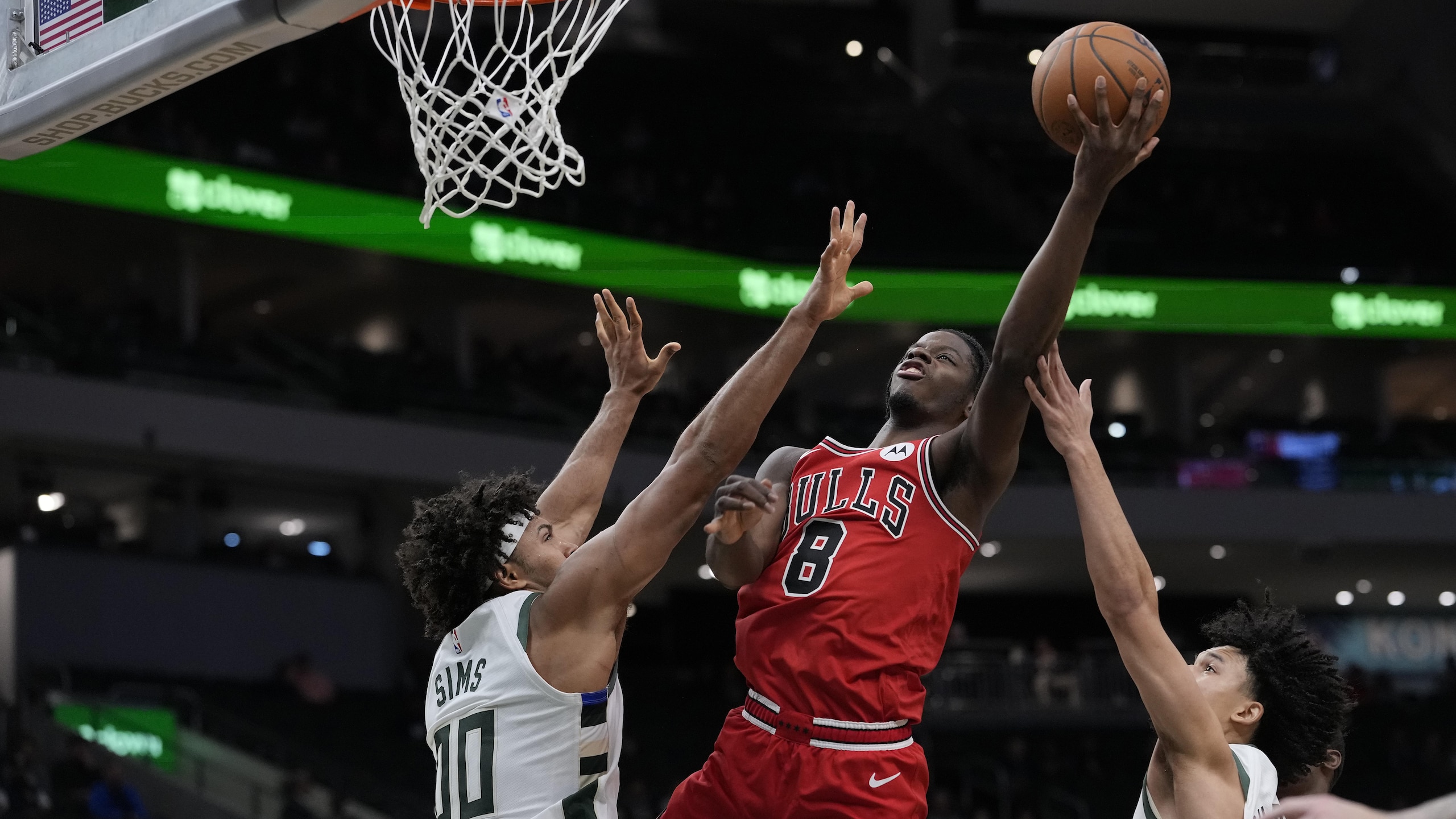 Chicago Bulls v Milwaukee Bucks