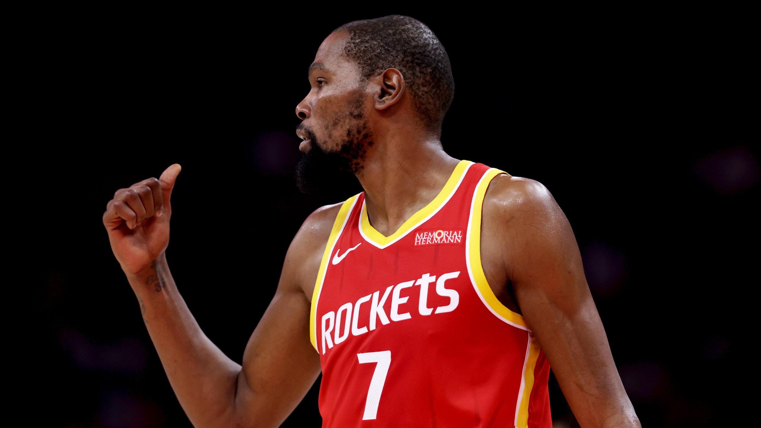 Oklahoma City Thunder v Houston Rockets