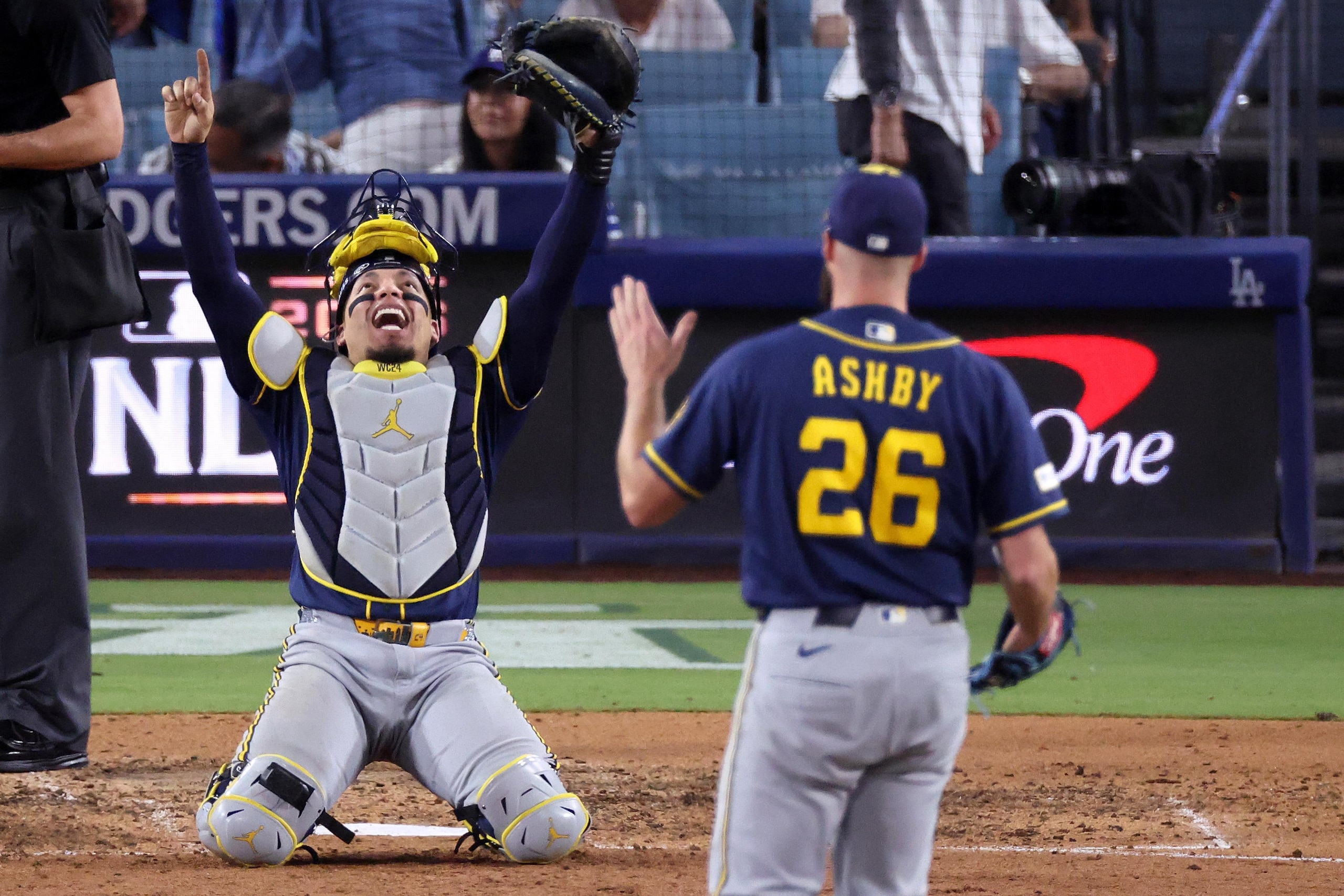 National League Championship Series: Milwaukee Brewers v Los Angeles Dodgers - Game Four