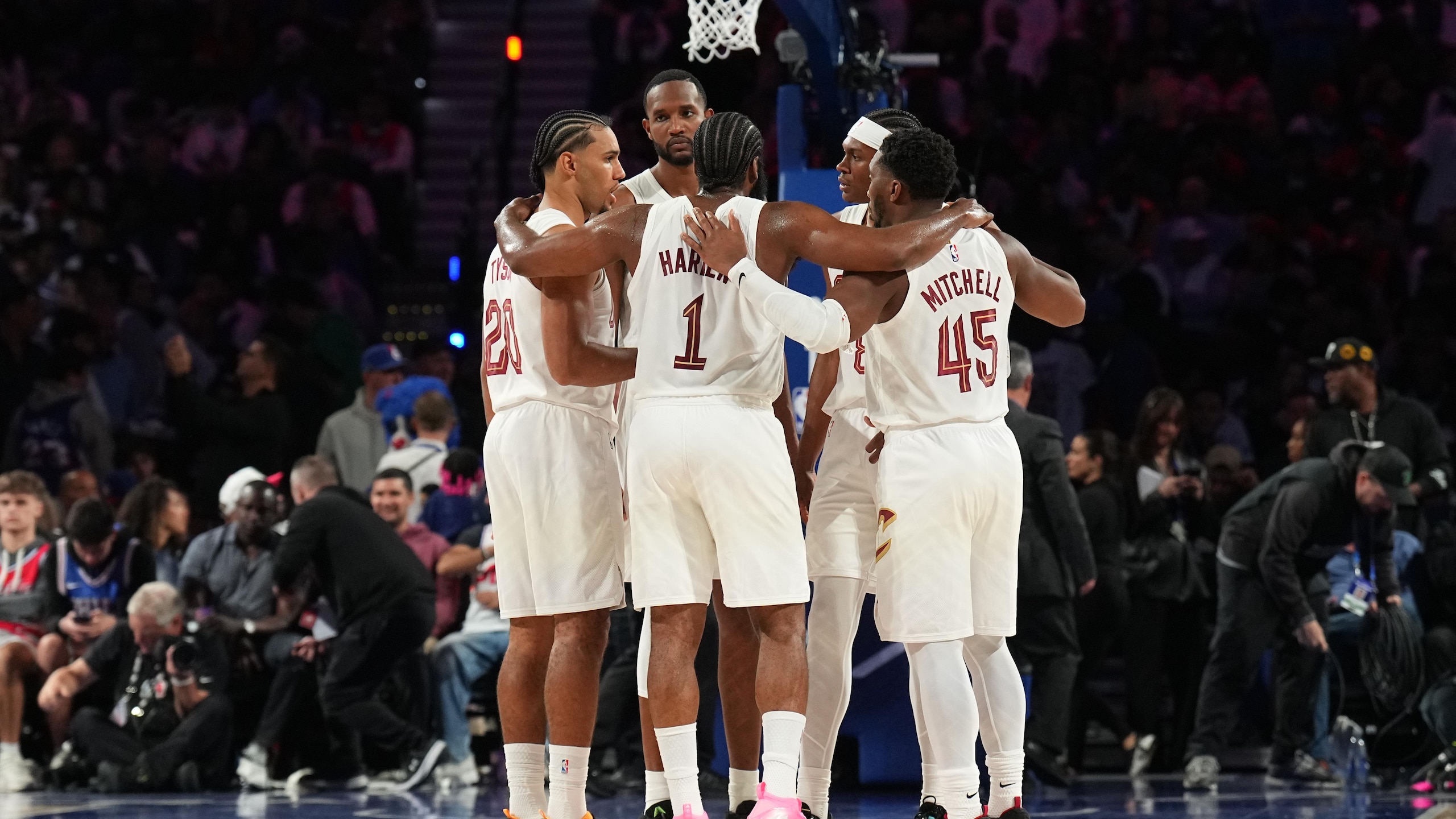 Cleveland Cavaliers v Philadelphia 76ers Cleveland Cavaliers v Philadelphia 76ers