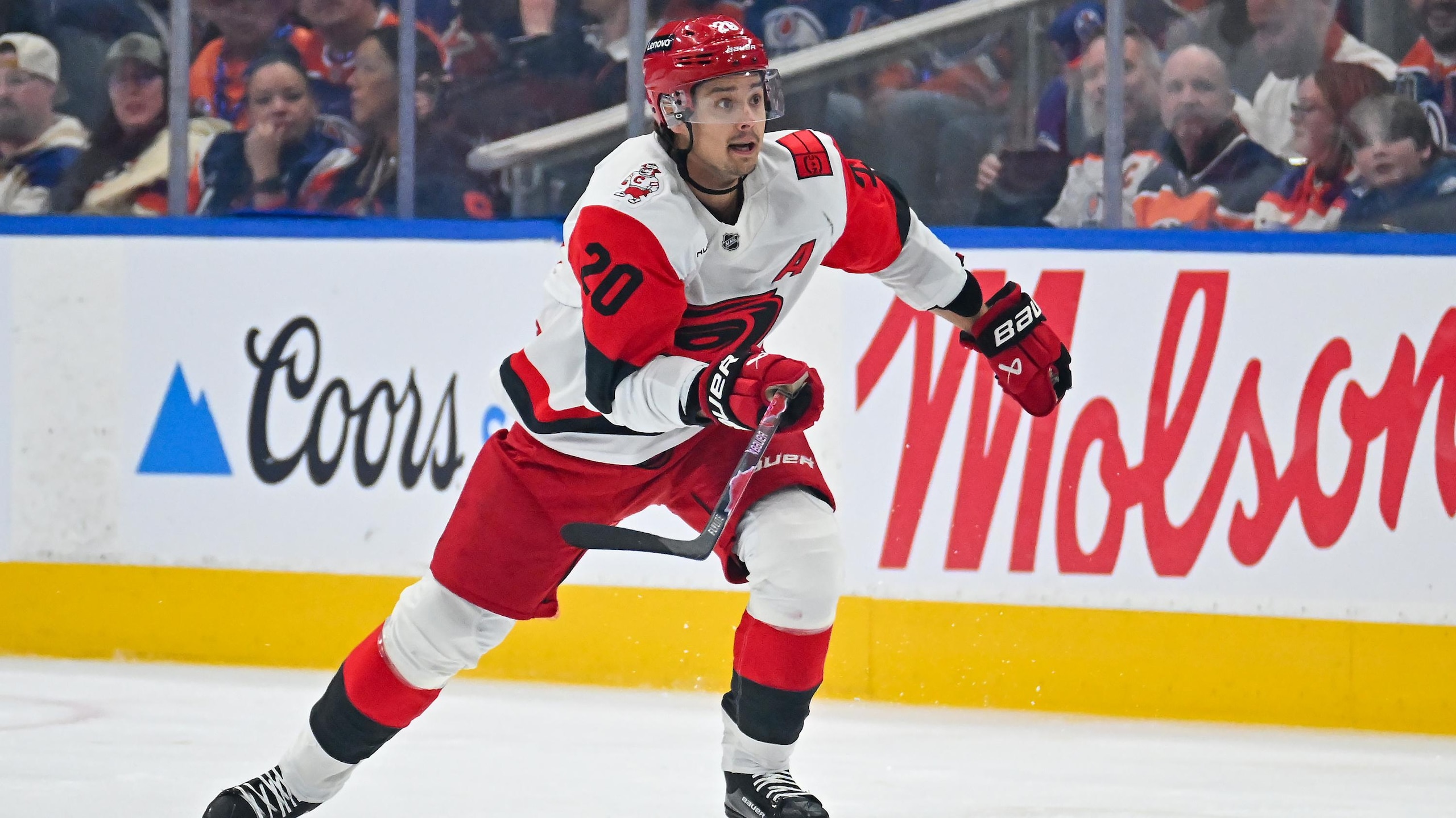 Carolina Hurricanes v Edmonton Oilers