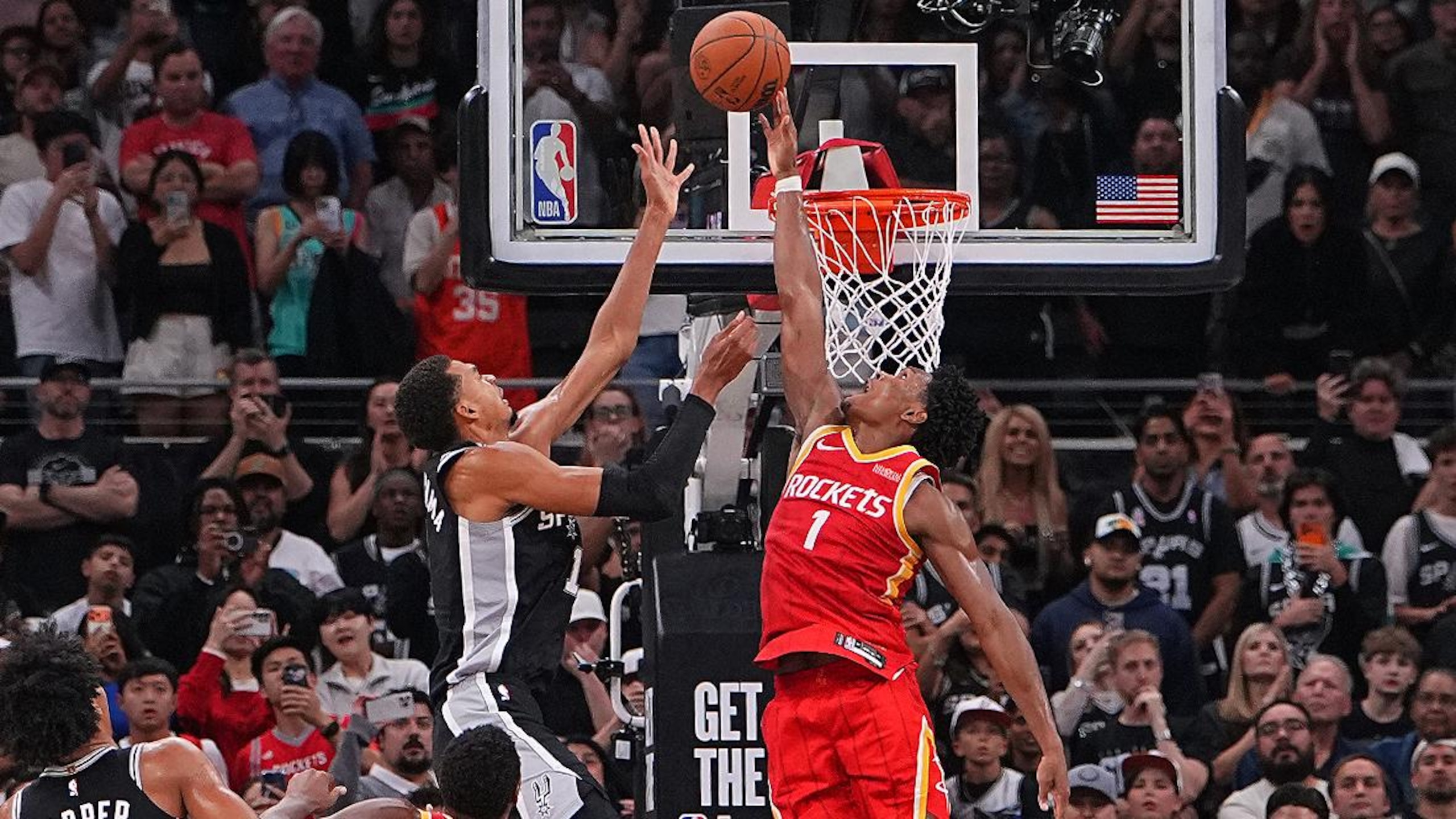 Houston Rockets v San Antonio Spurs