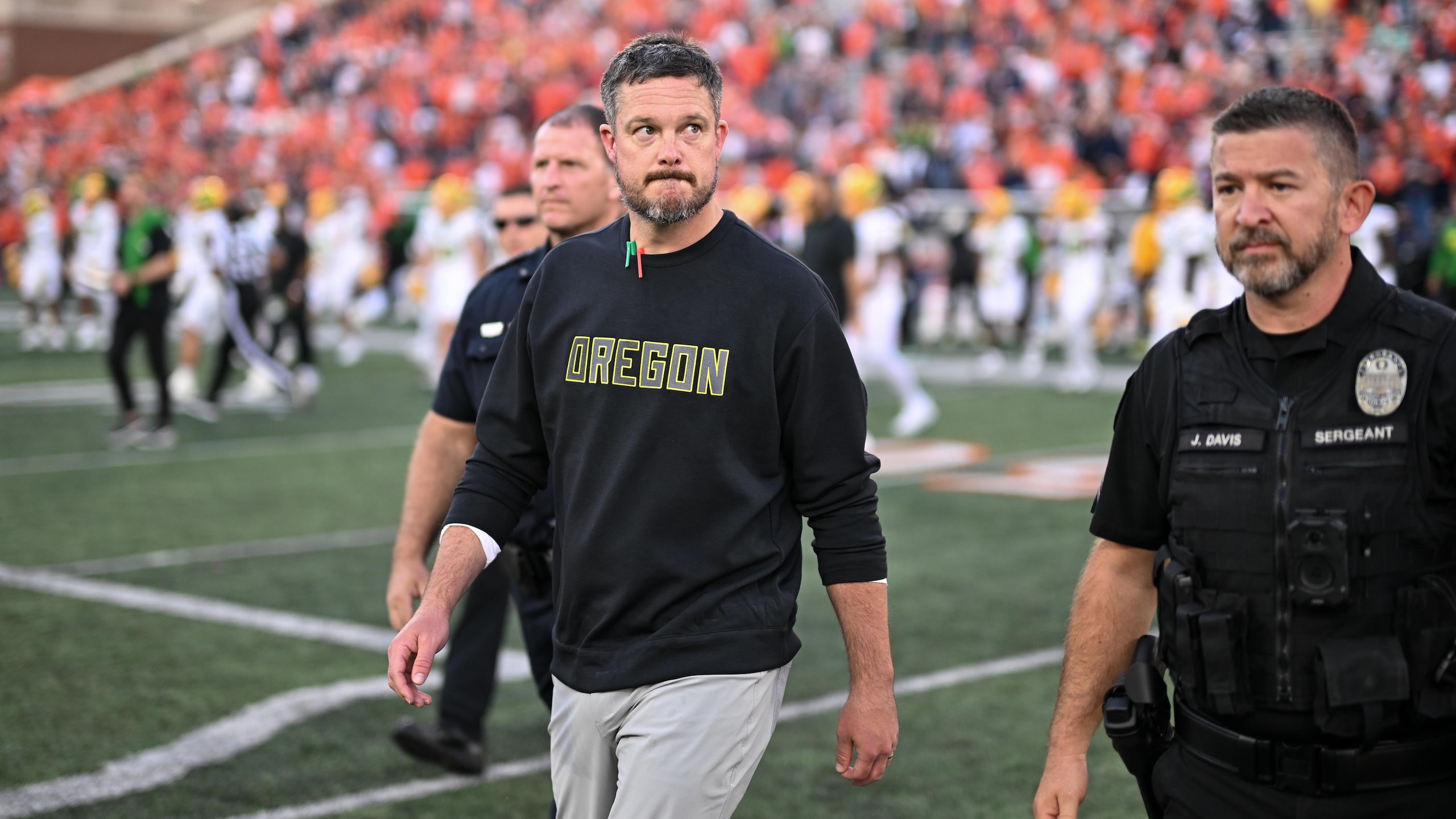 COLLEGE FOOTBALL: OCT 24 Oregon at Illinois