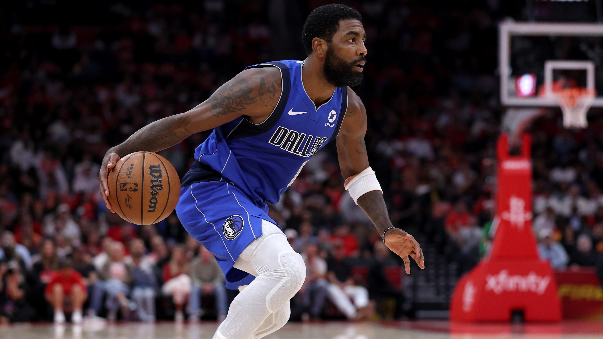 Dallas Mavericks v Houston Rockets